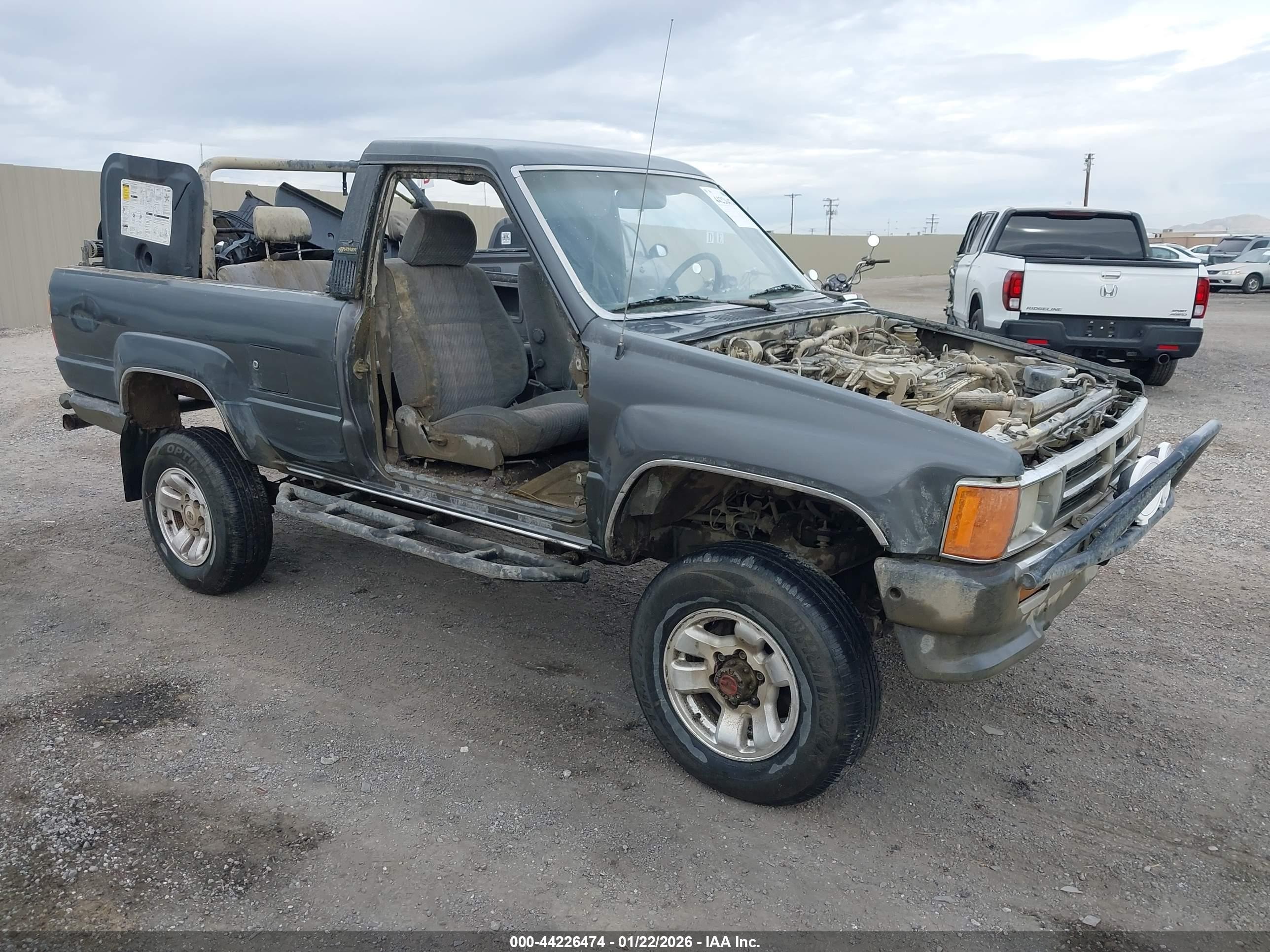 1988 Toyota 4Runner, VIN JT3VN66W2J0005258 — Stripped
