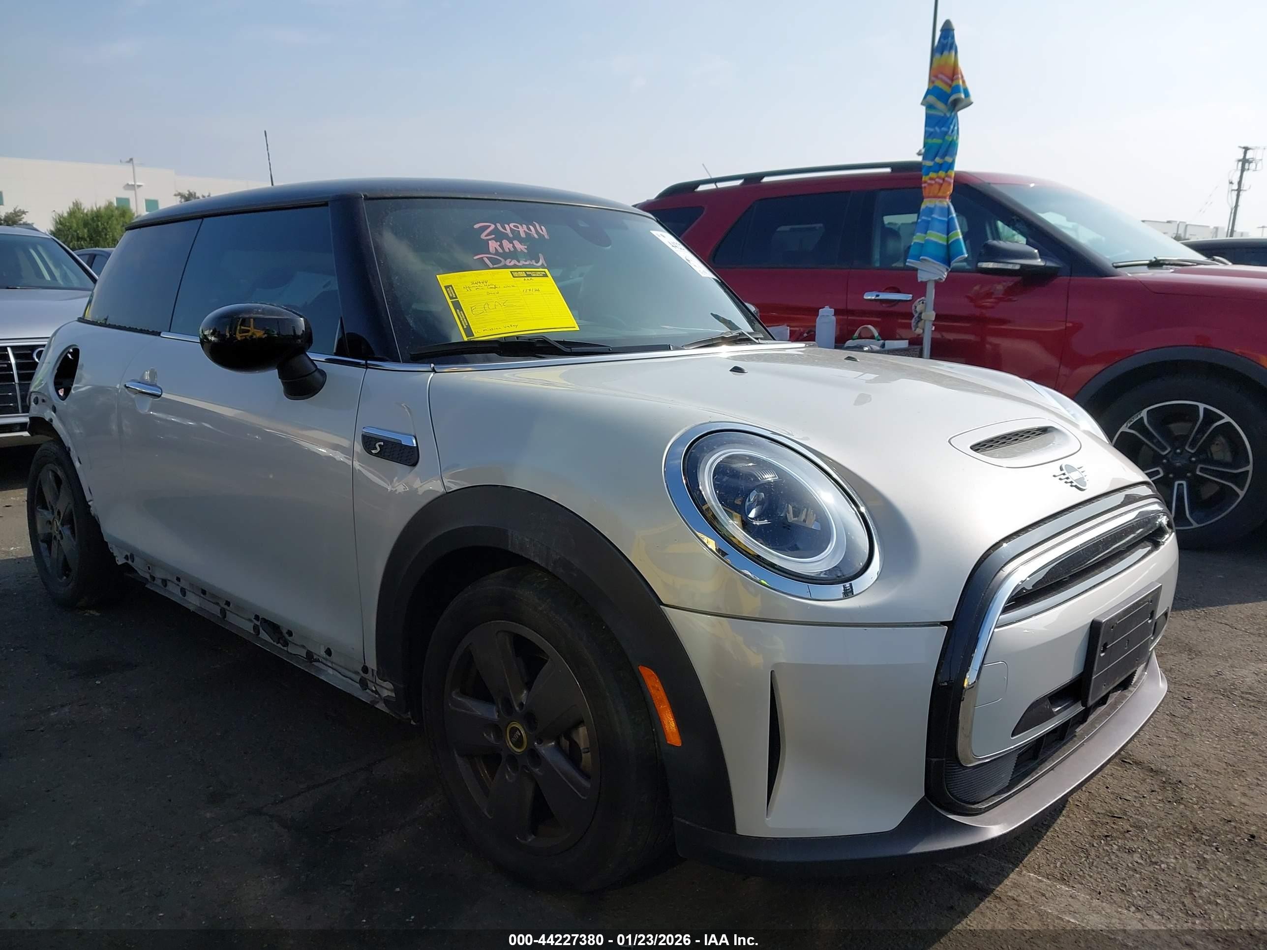 2023 MINI Hardtop Cooper SE, VIN WMW13DJ02P2T29330 — Rear end