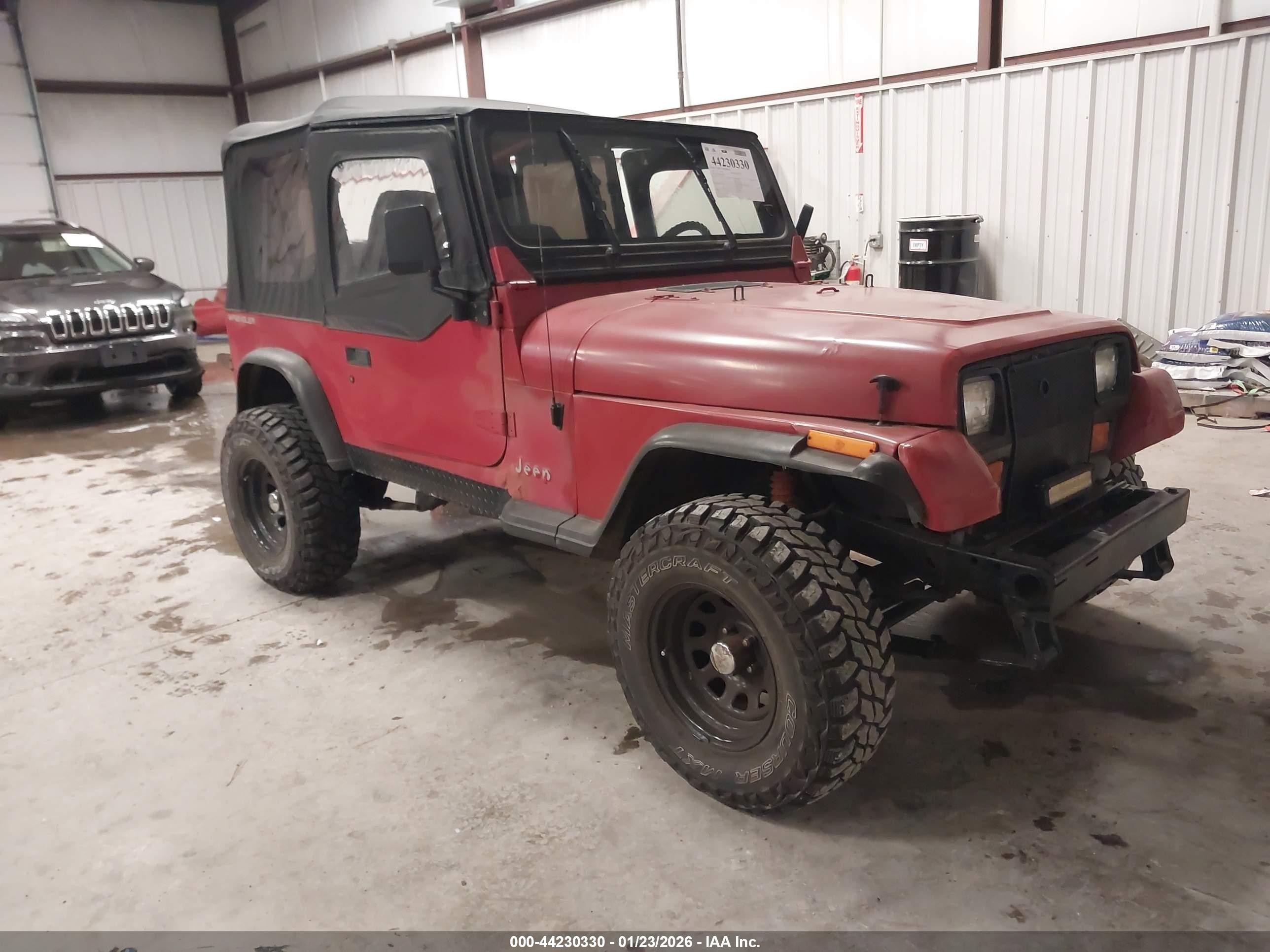 1992 Jeep Wrangler S, VIN 2J4FY19P6NJ546008 — Rear end