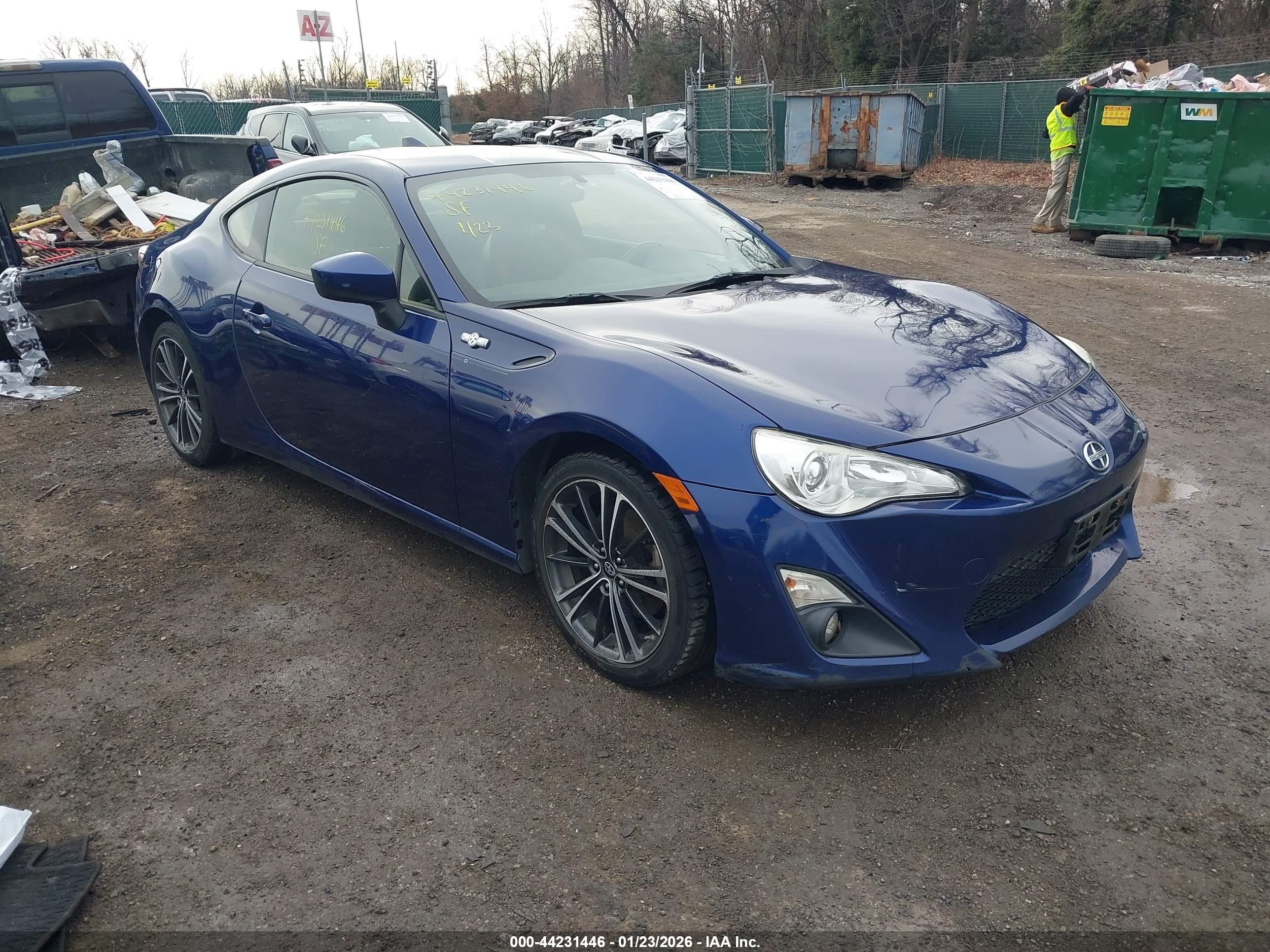 2016 Scion FR-S, VIN JF1ZNAA17G9700230 — Side
