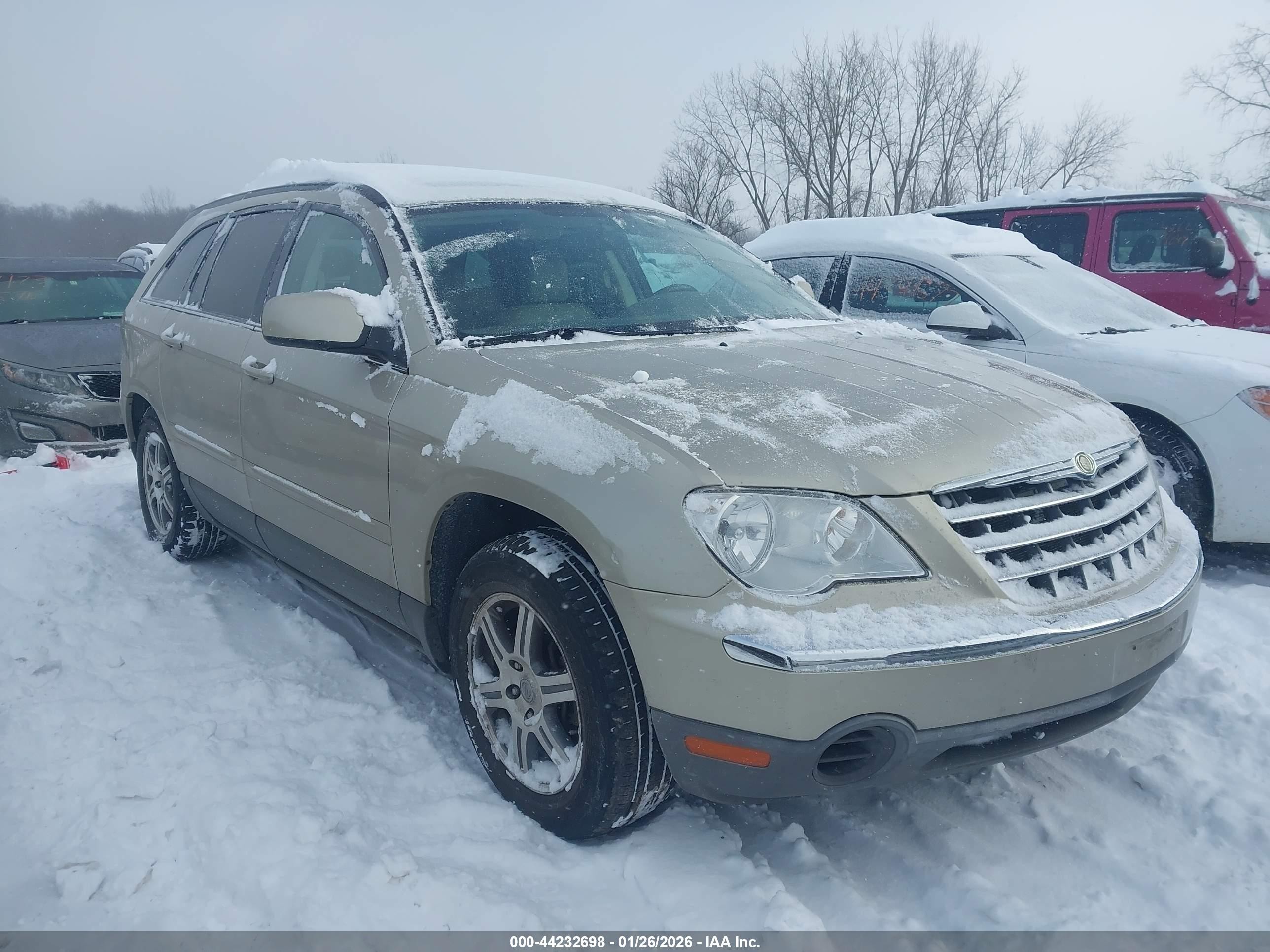 2007 Chrysler Pacifica Touring, VIN 2A8GF68X07R299757 — Normal wear