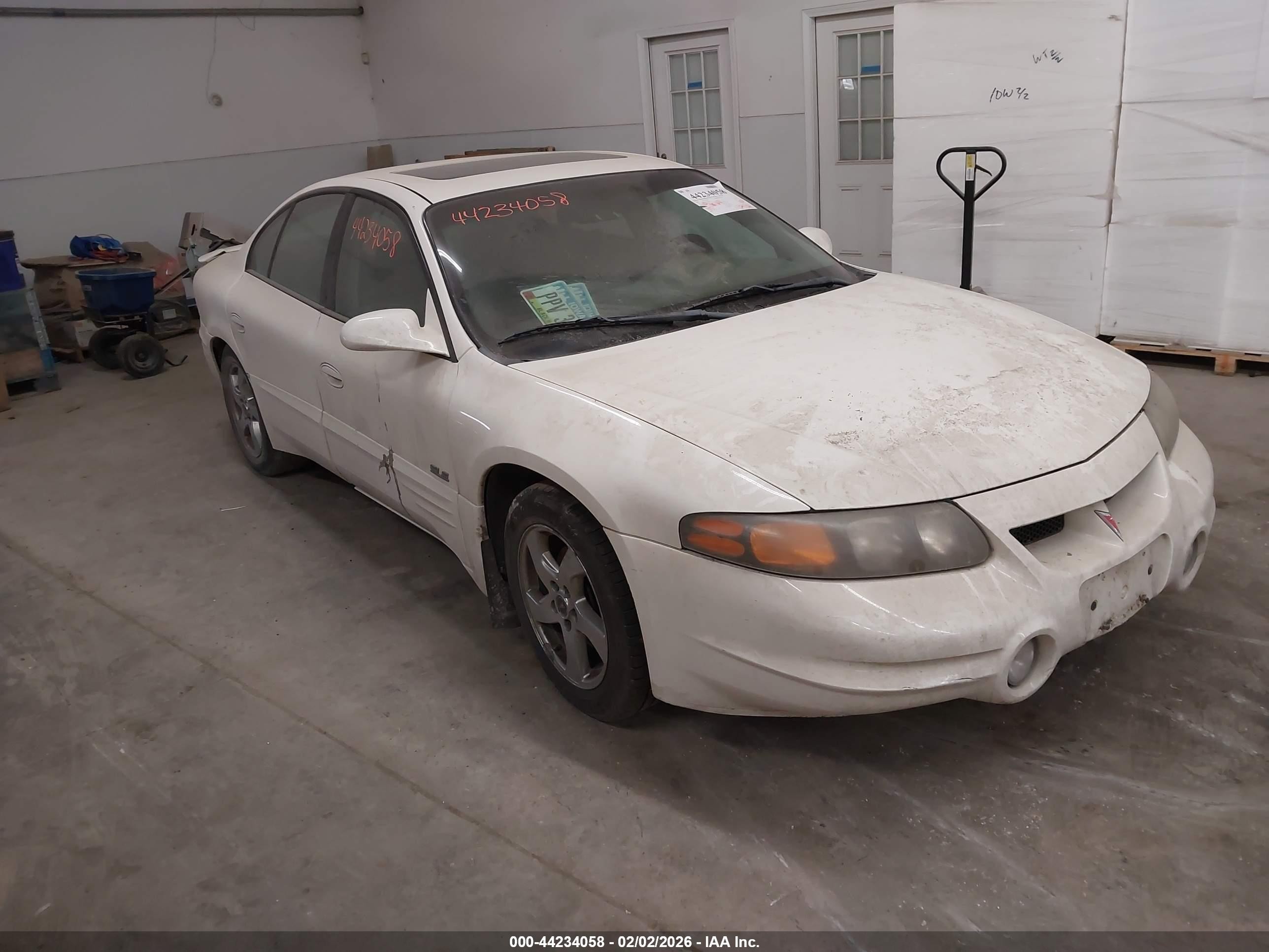 2003 Pontiac Bonneville SLE, VIN 1G2HY52K534139145 — Normal wear