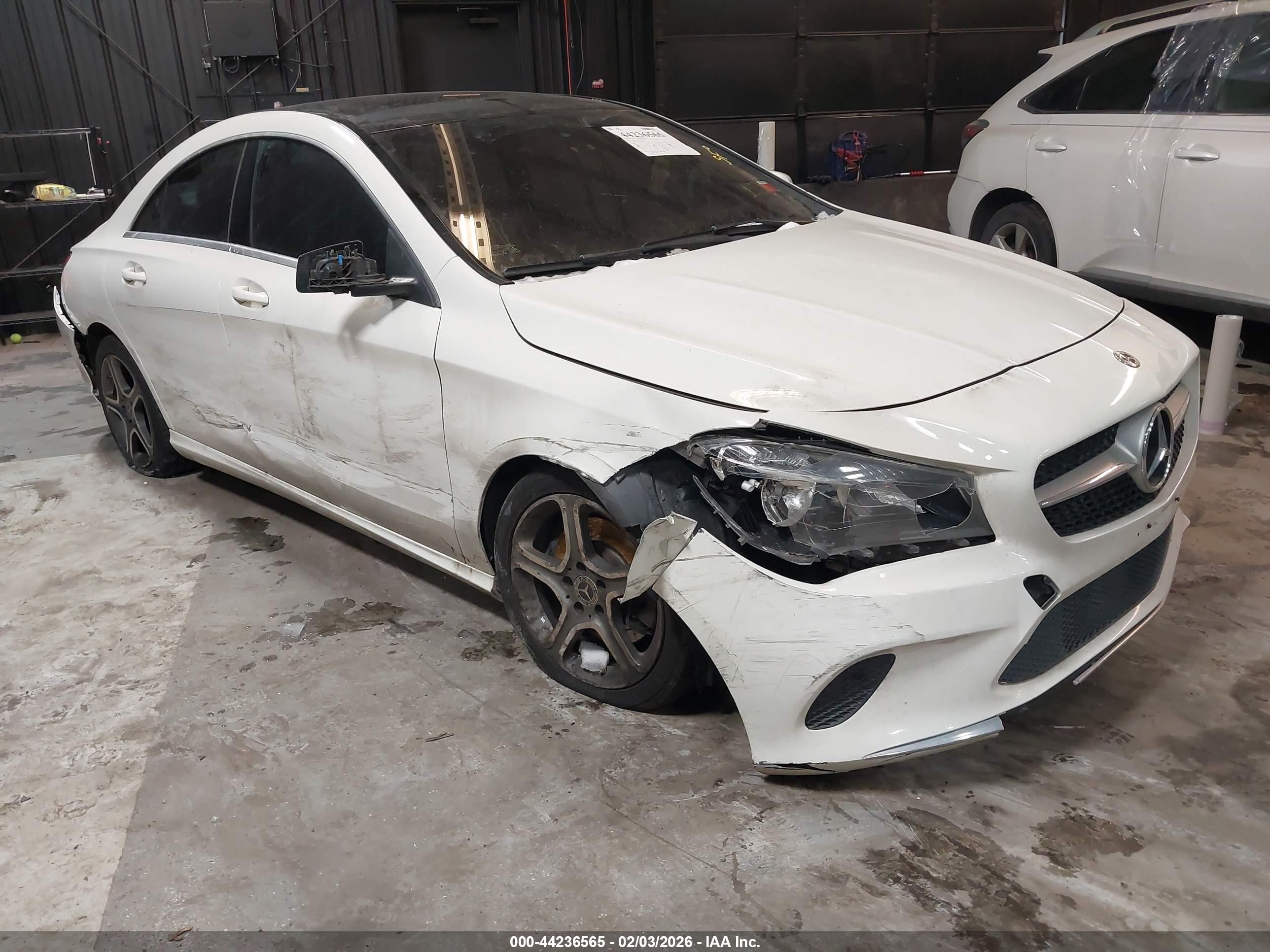 2018 Mercedes-Benz CLA 250, VIN WDDSJ4GB9JN522690 — Side