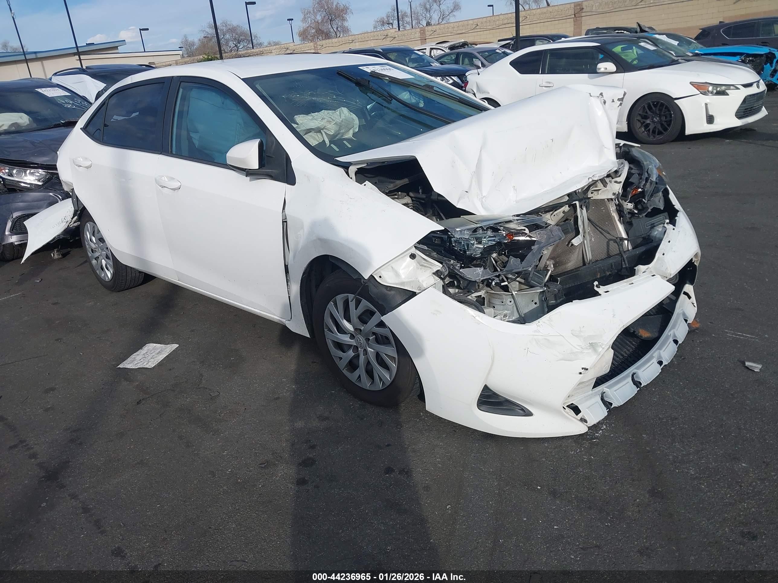 2019 Toyota Corolla LE, VIN 5YFBURHE0KP915117 — All over