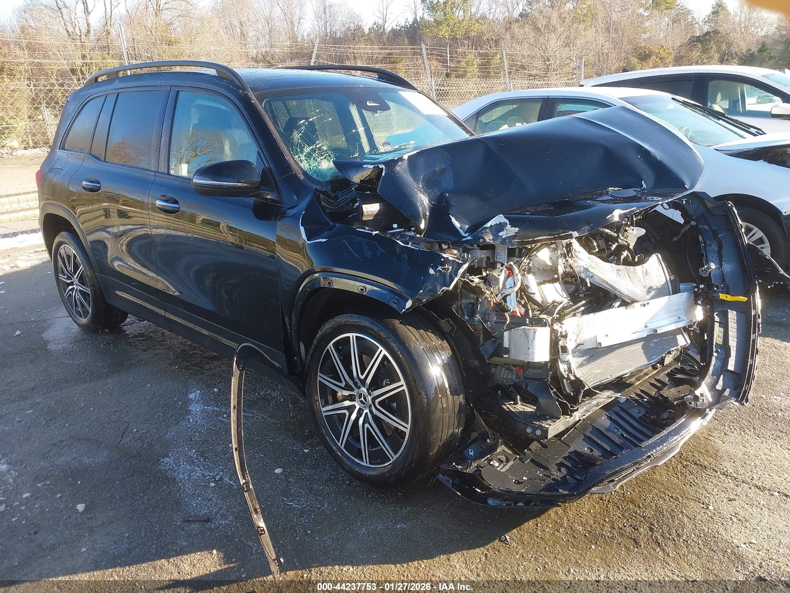 2024 Mercedes-Benz EQB 250+, VIN W1N9M0CB5RN096015 — Front end
