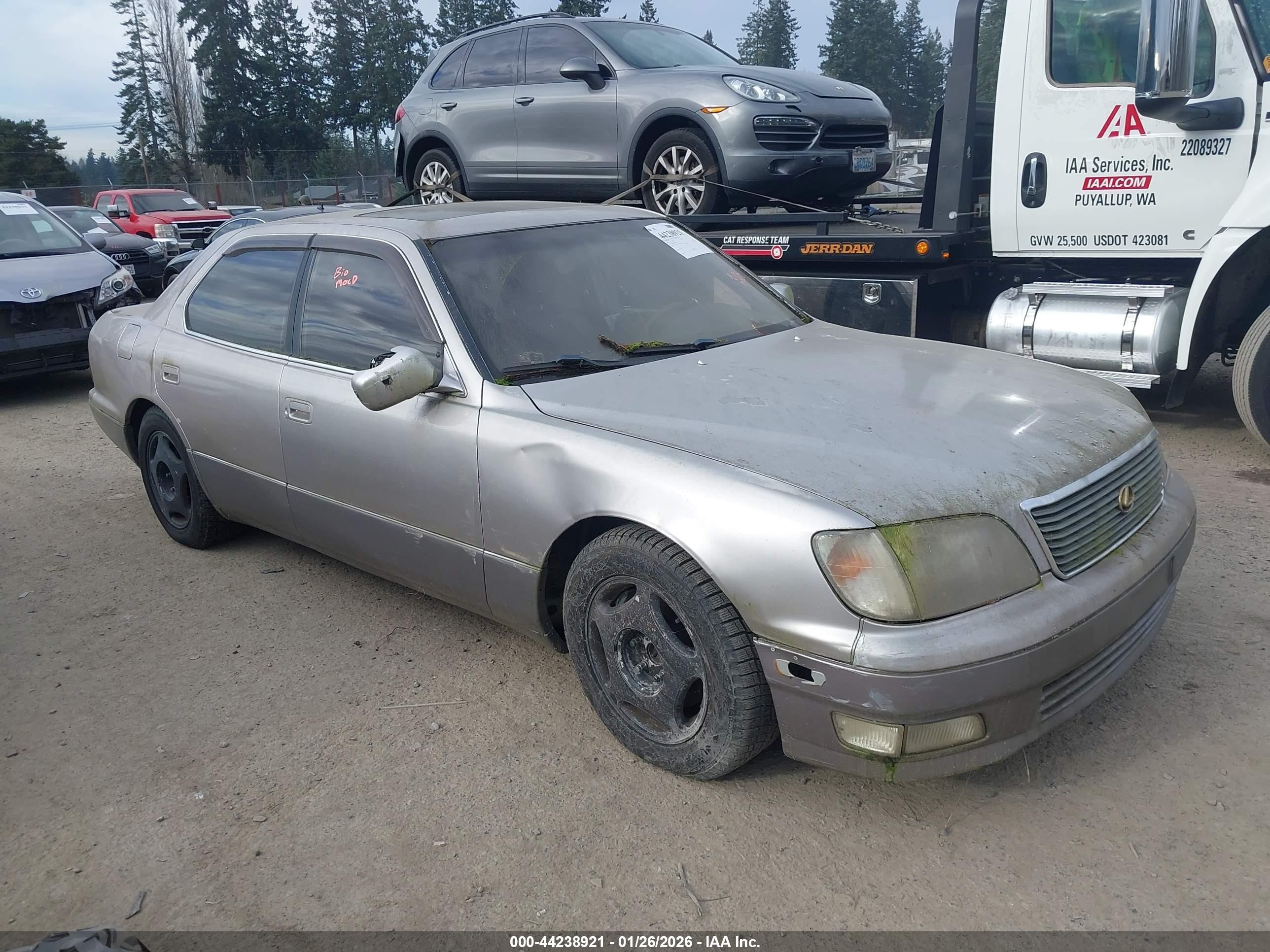 1998 Lexus LS 400, VIN JT8BH28F1W0106423 — Biohazard / chemical