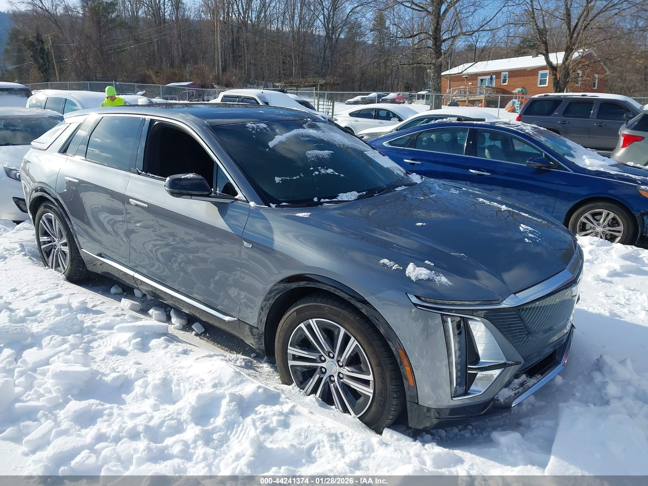 2023 Cadillac LYRIQ RWD Luxury, VIN 1GYKPMRK9PZ002622 — Interior fire