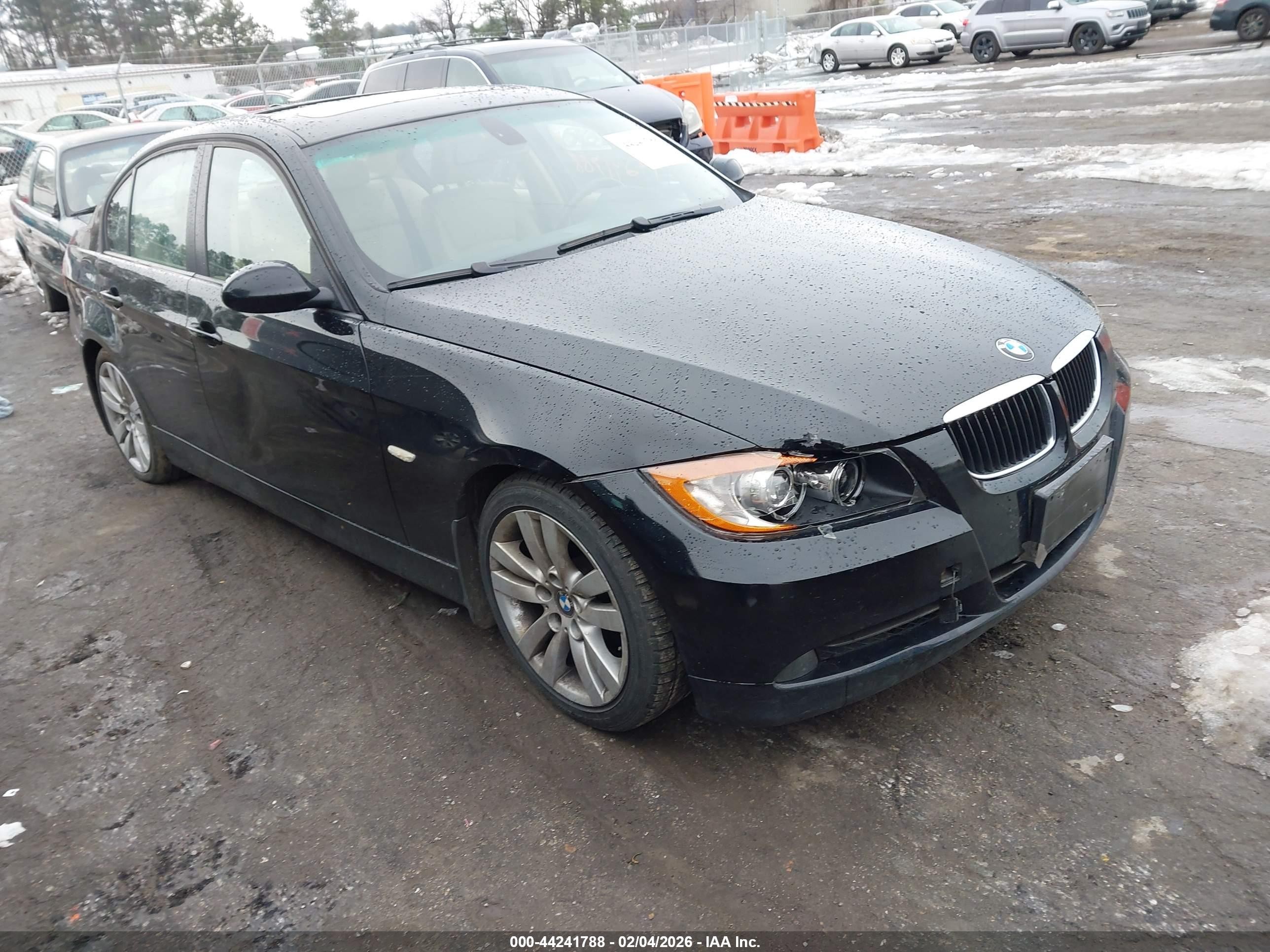 2006 BMW 3 Series 325i, VIN WBAVB13526PS66002 — Front end