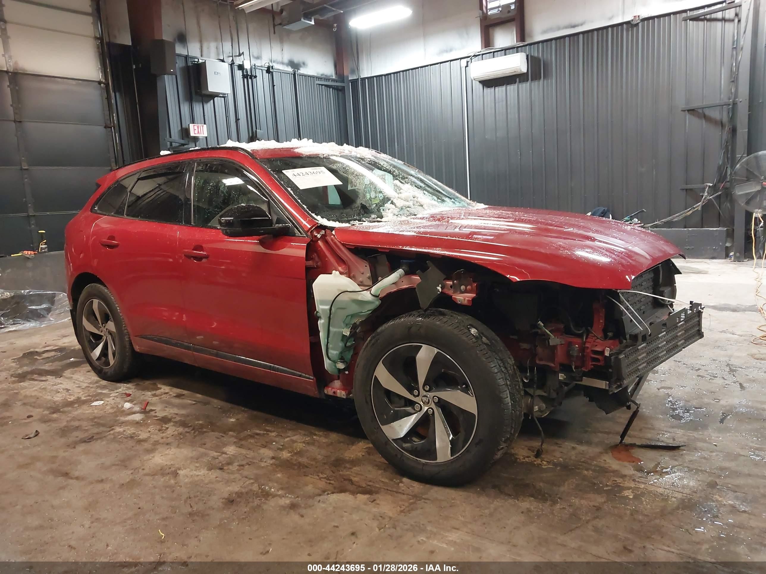 2025 Jaguar F-Pace R-Dynamic S, VIN SADCT2FU0SA748548 — Front end