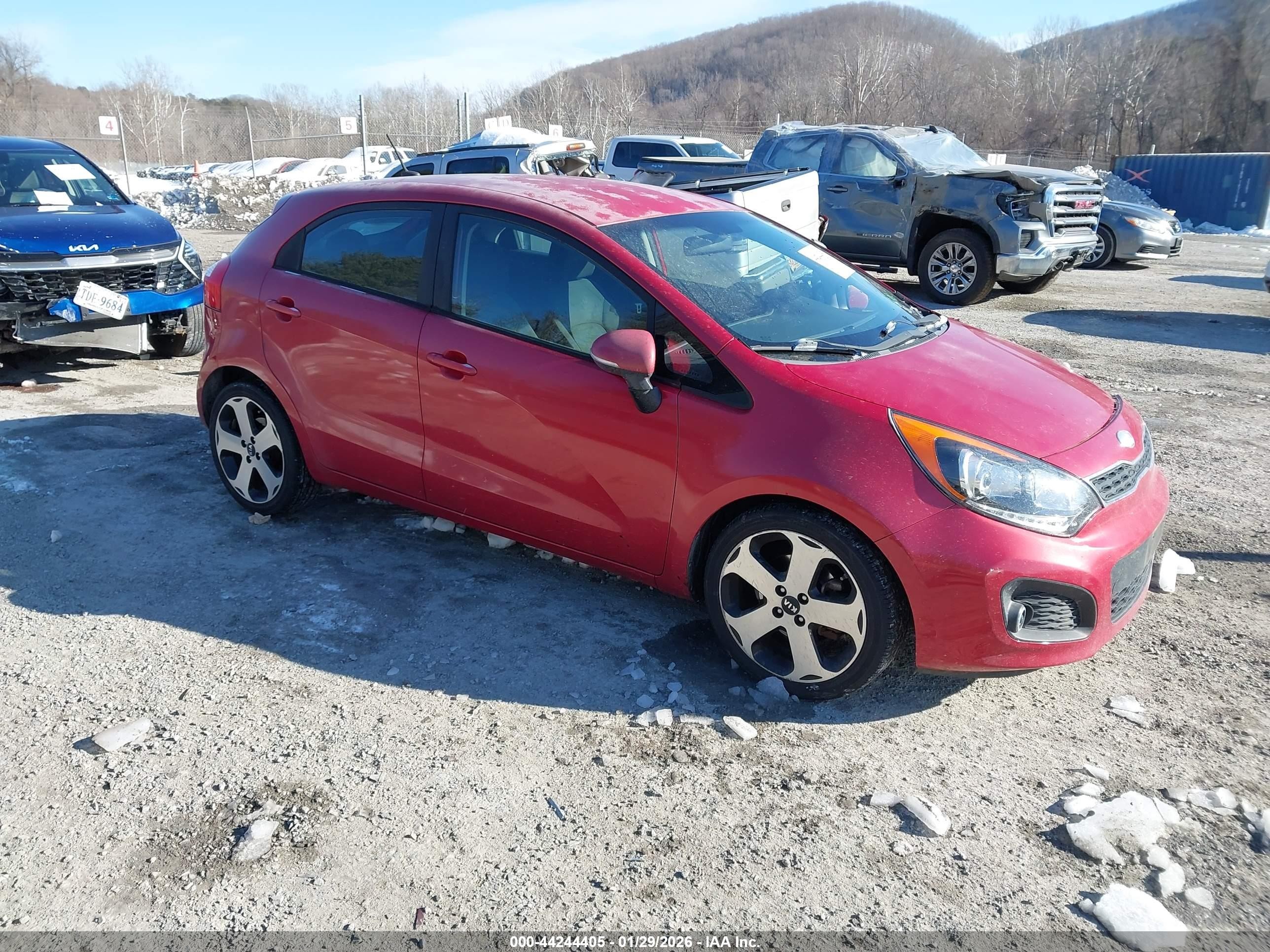2013 Kia Rio EX, VIN KNADN5A33D6172418 — Front end