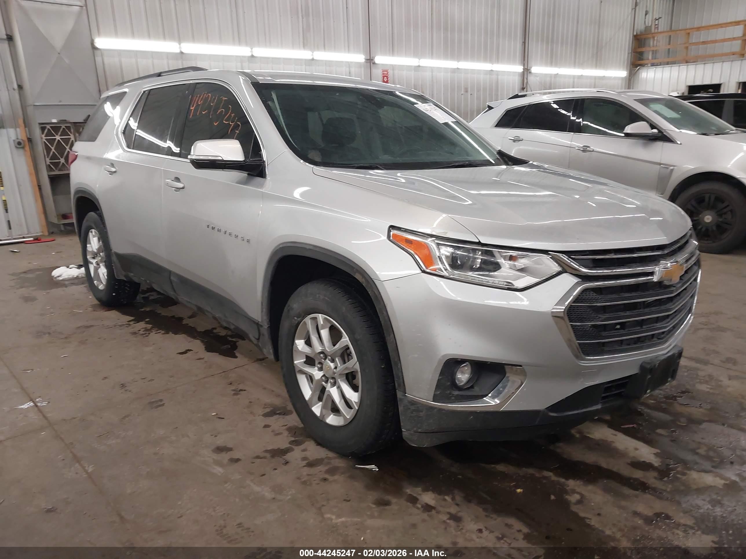 2019 Chevrolet Traverse LT, VIN 1GNEVHKW6KJ175929 — Side
