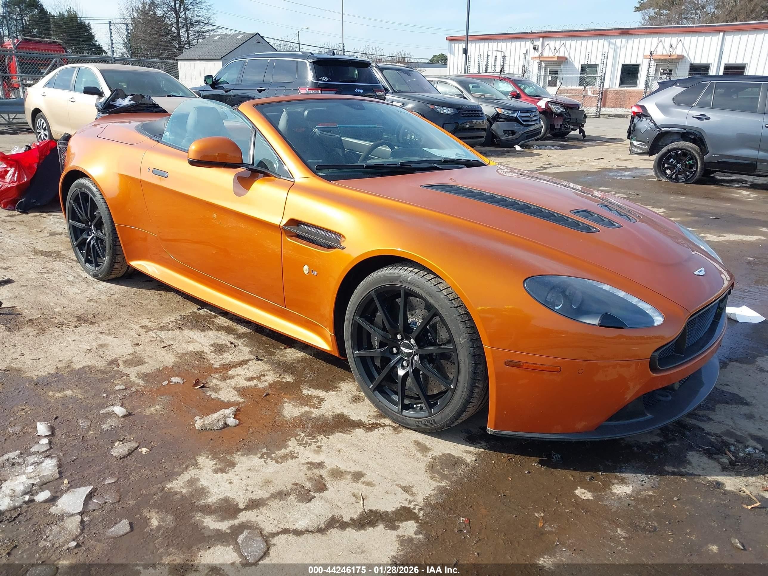 2017 Aston Martin Vantage, VIN SCFEKBFR4HGS23003 — Front end