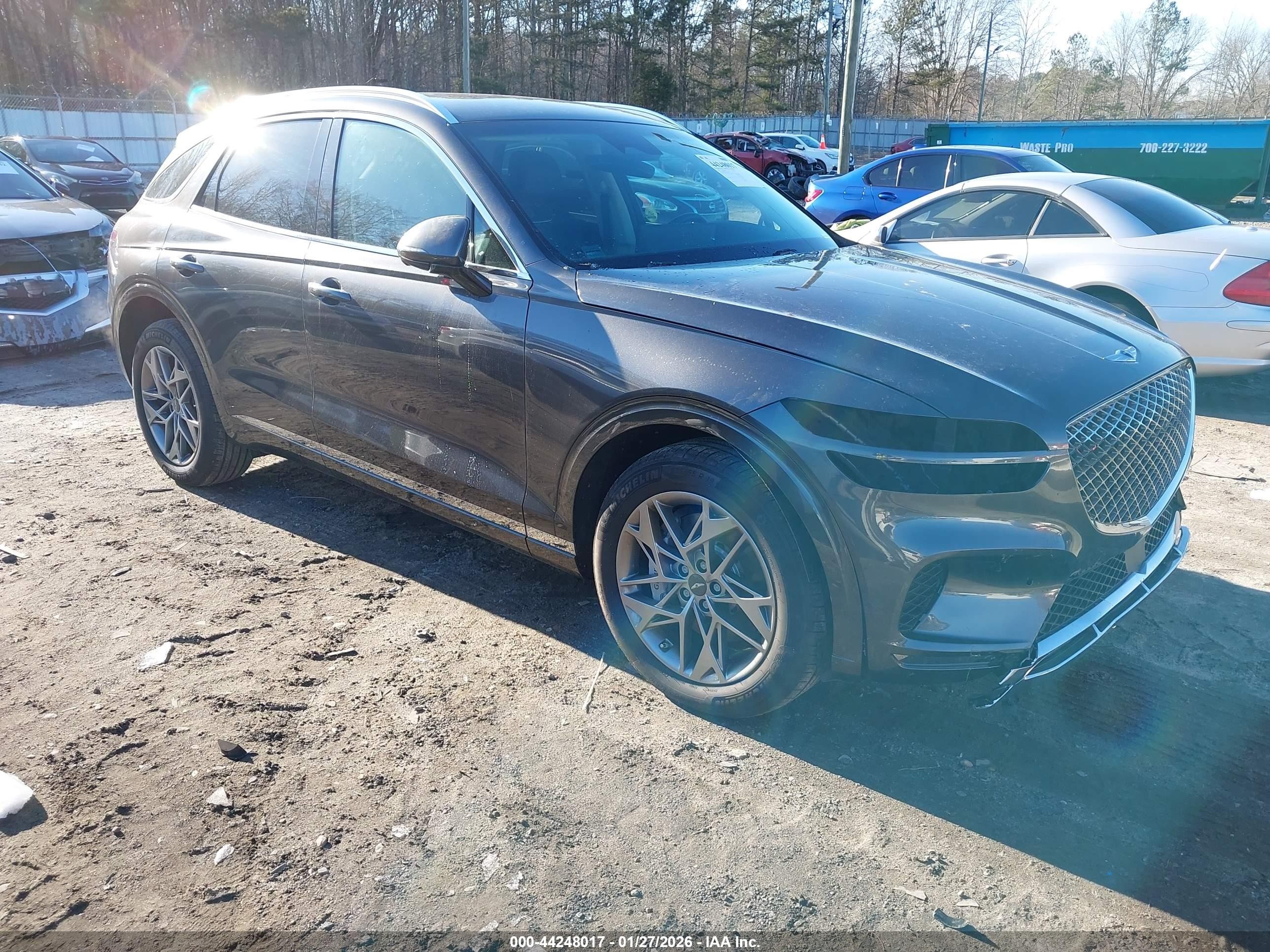 2024 Genesis GV70 2.5T, VIN 5NMMADTB5RH012760 — Front end