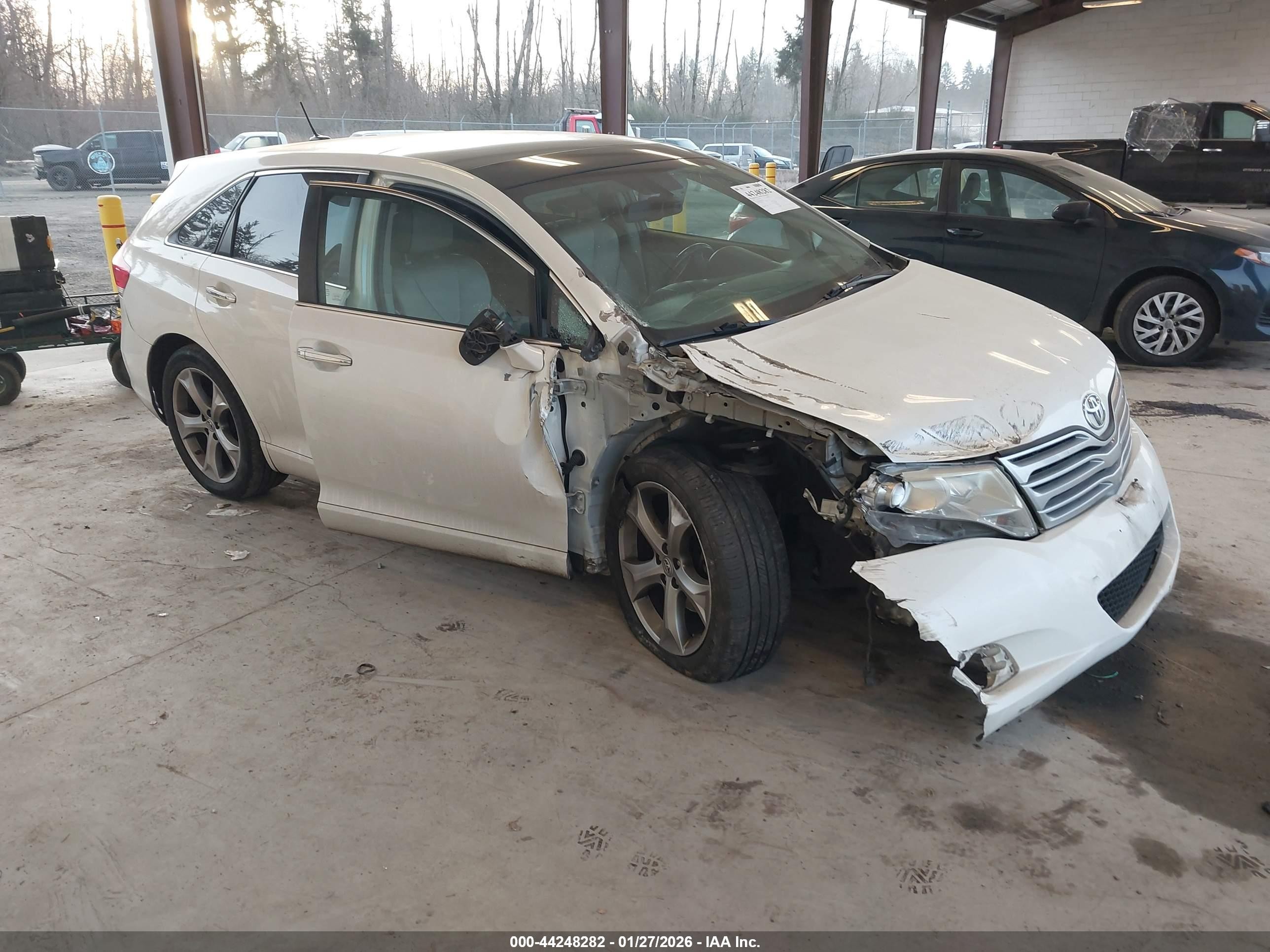 2012 Toyota Venza Limited, VIN 4T3ZK3BB6CU050211 — Front end