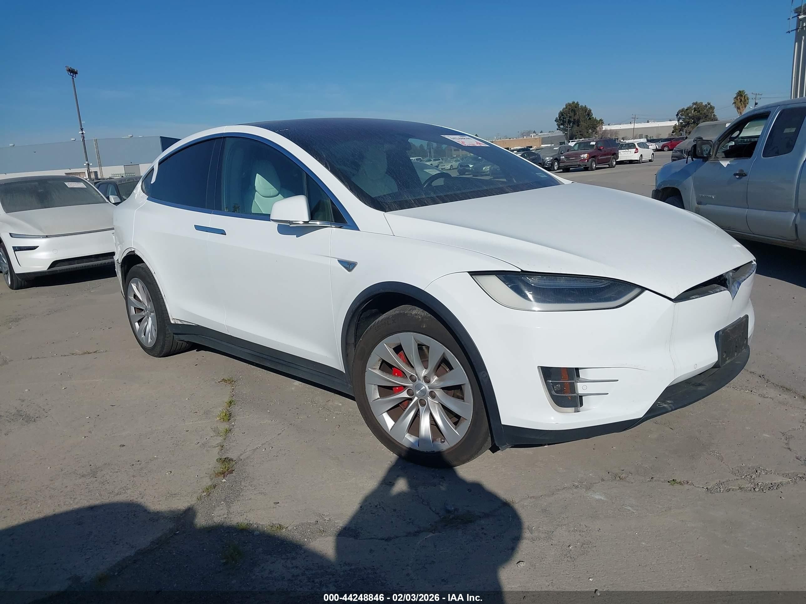 2016 Tesla Model X P90D, VIN 5YJXCBE44GF000544 — Rear end
