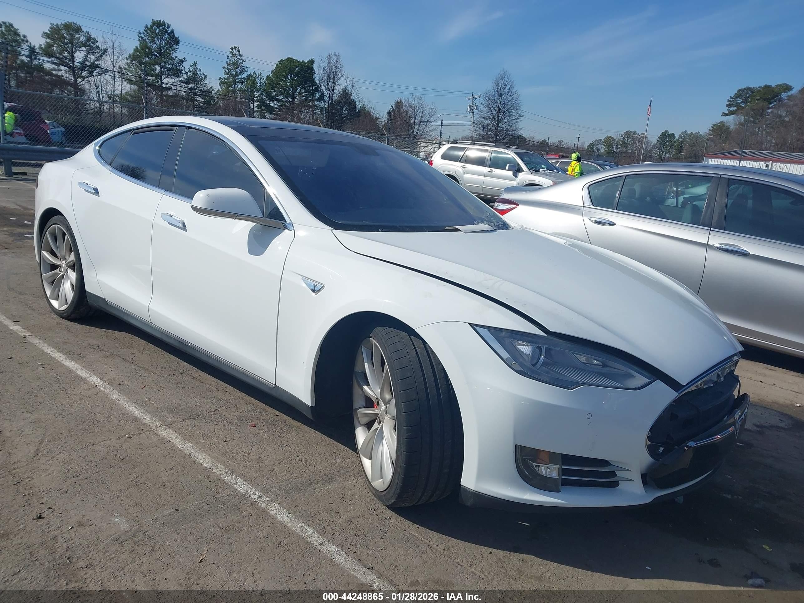 2013 Tesla Model S Performance, VIN 5YJSA1DP7DFP28893 — Electrical