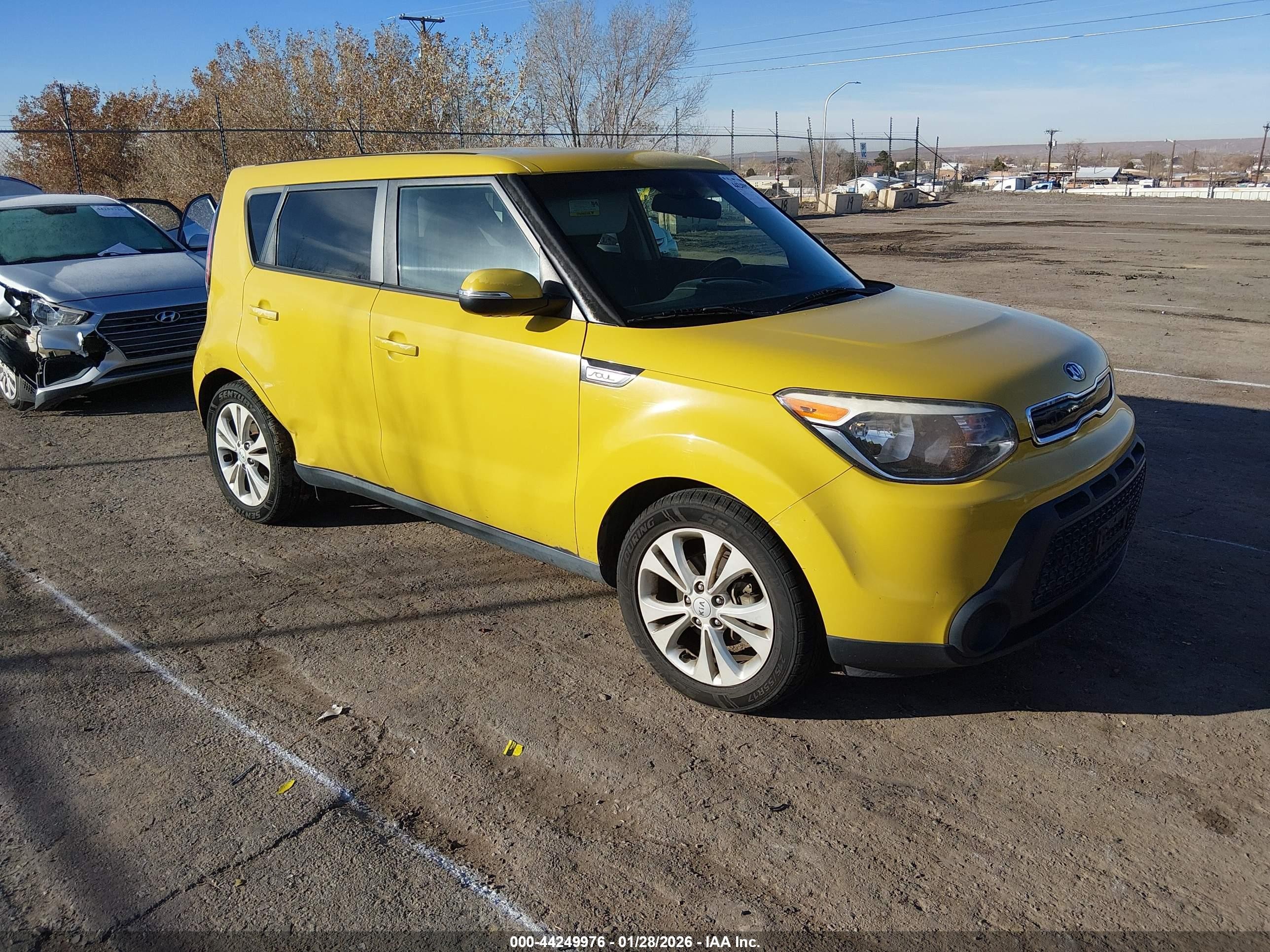 2014 Kia Soul +, VIN KNDJP3A59E7075936 — Rear end