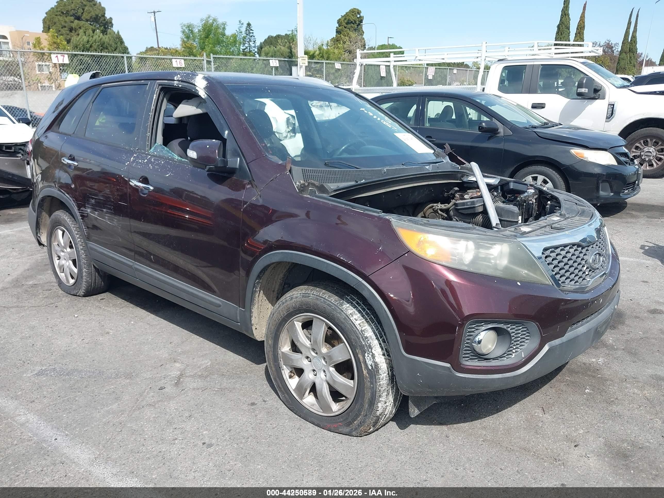 2011 Kia Sorento LX, VIN 5XYKT3A17BG001443 — Stripped