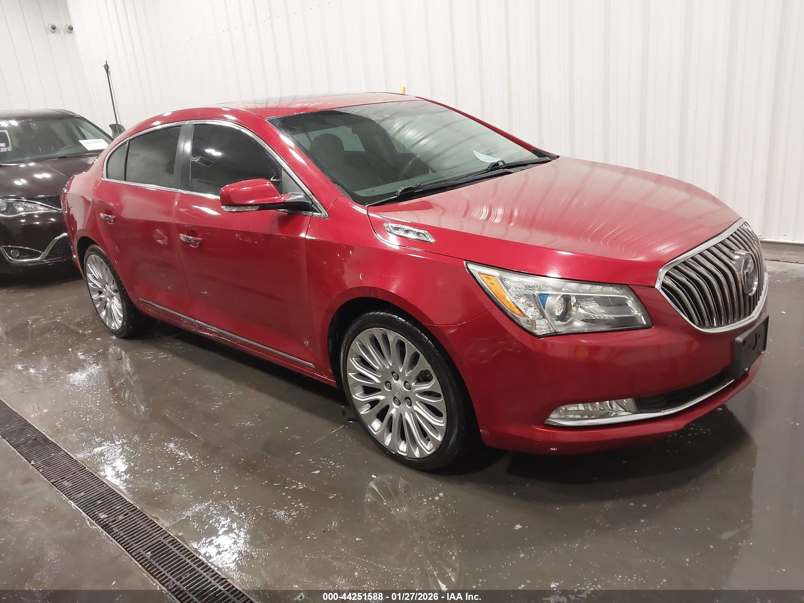 2014 Buick LaCrosse Premium II, VIN 1G4GF5G3XEF193915 — Interior fire