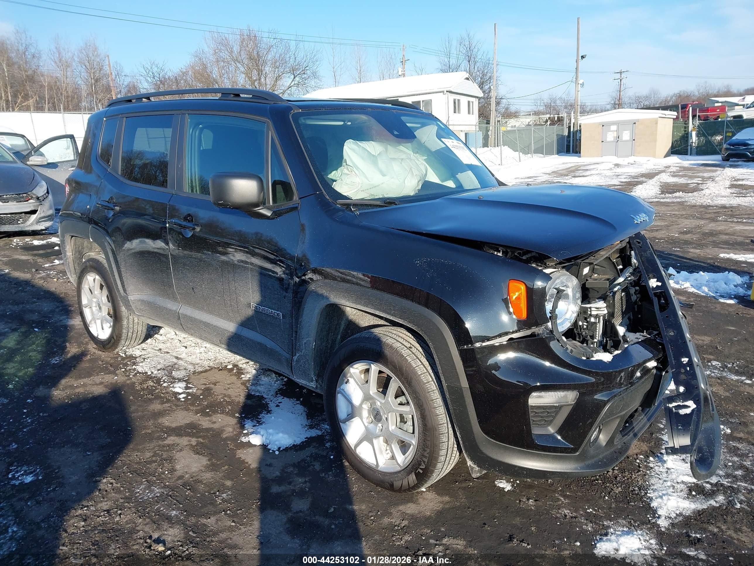 2023 Jeep Renegade Upland, VIN ZACNJDB14PPP61468 — Перед