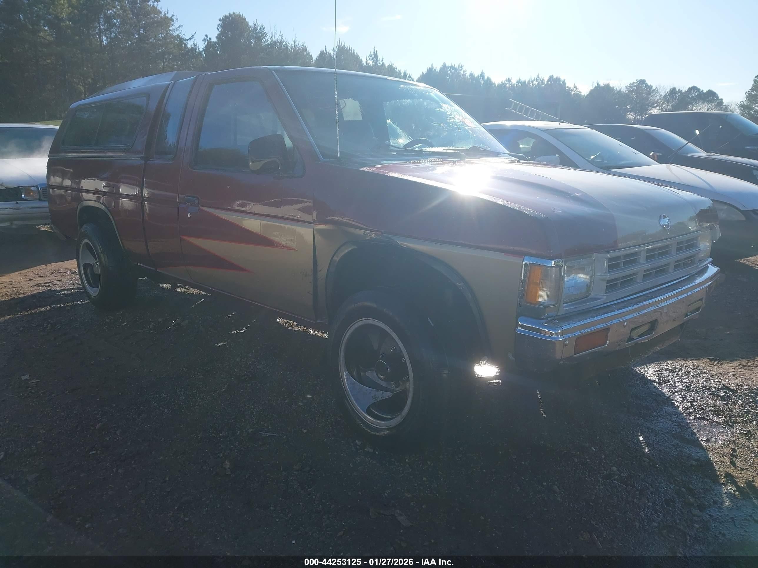 1992 Nissan Frontier, VIN 1N6SD16S5NC326018 — Front end