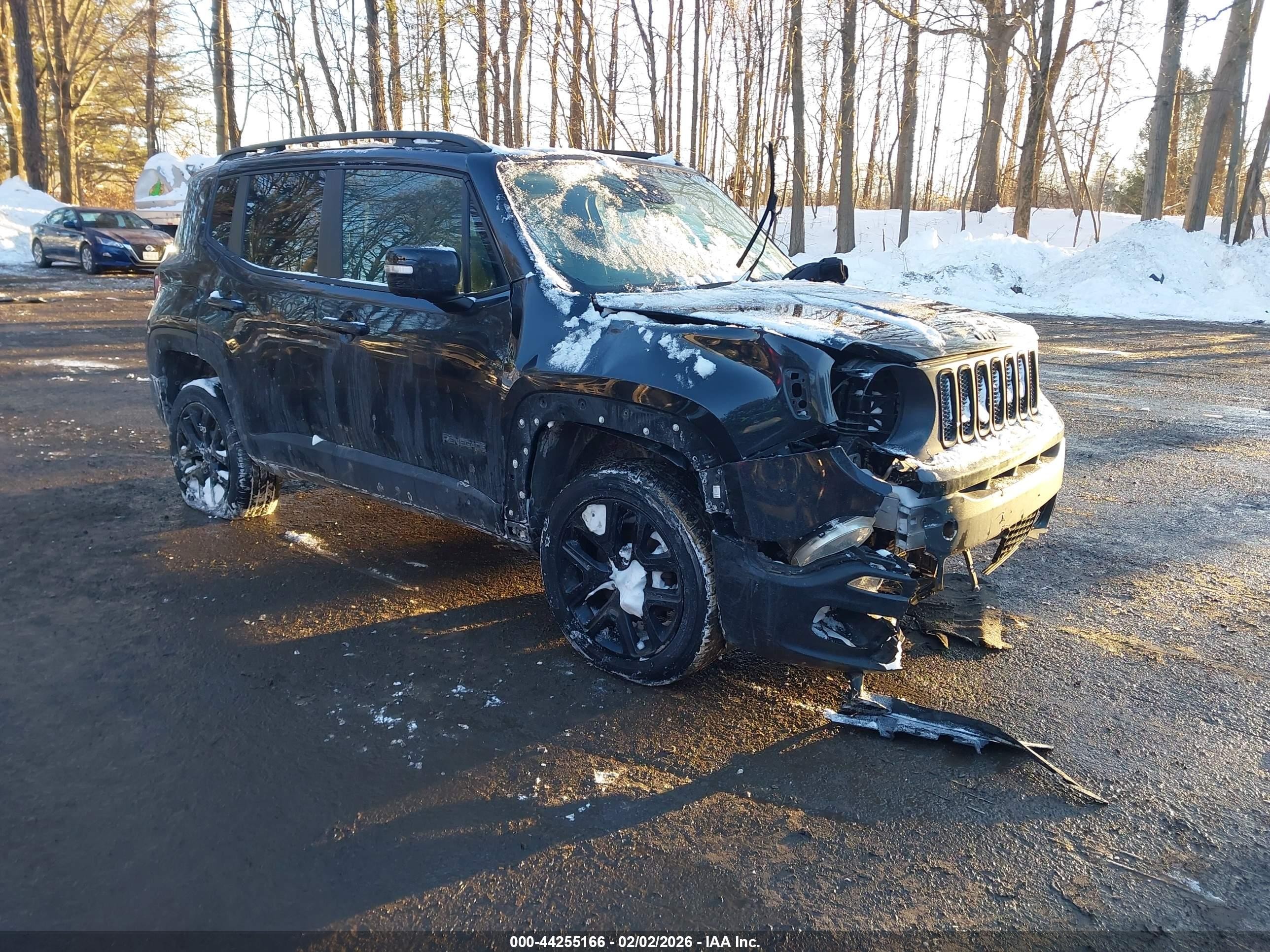 2016 Jeep Renegade Justice, VIN ZACCJBBT0GPD24633 — Перед