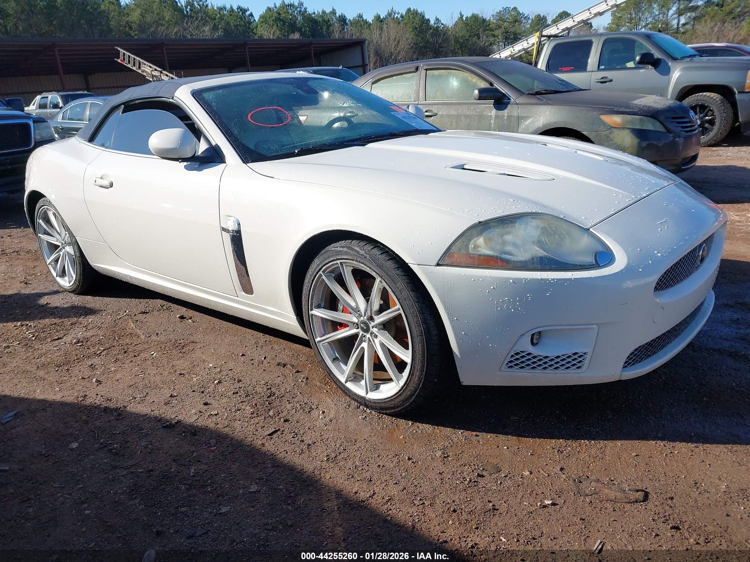 2008 Jaguar XK XKR, VIN SAJWA44C889B27707 — Normal wear
