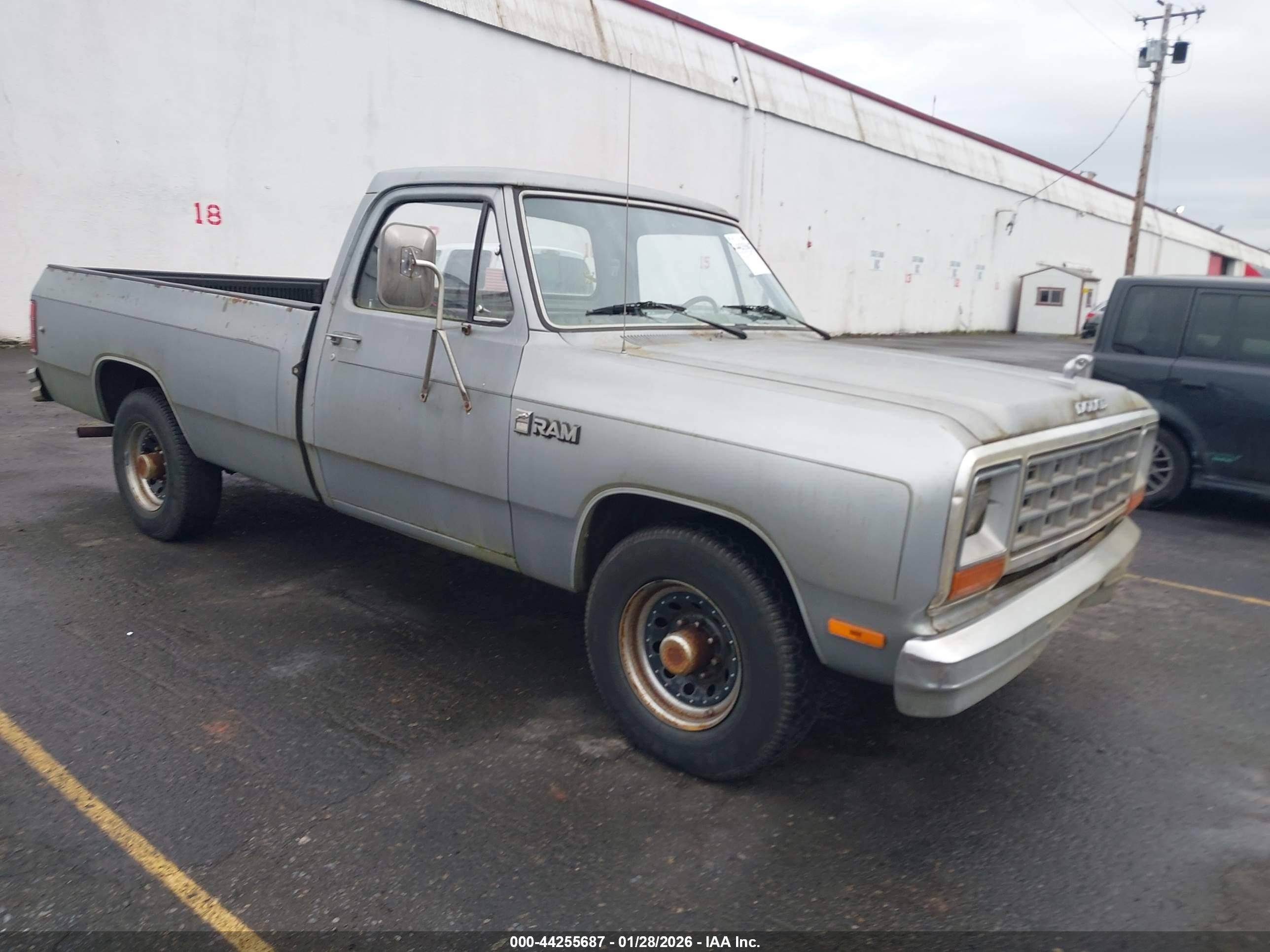 1985 Dodge D Series, VIN 1B7HD24T5FS565168 — Normal wear