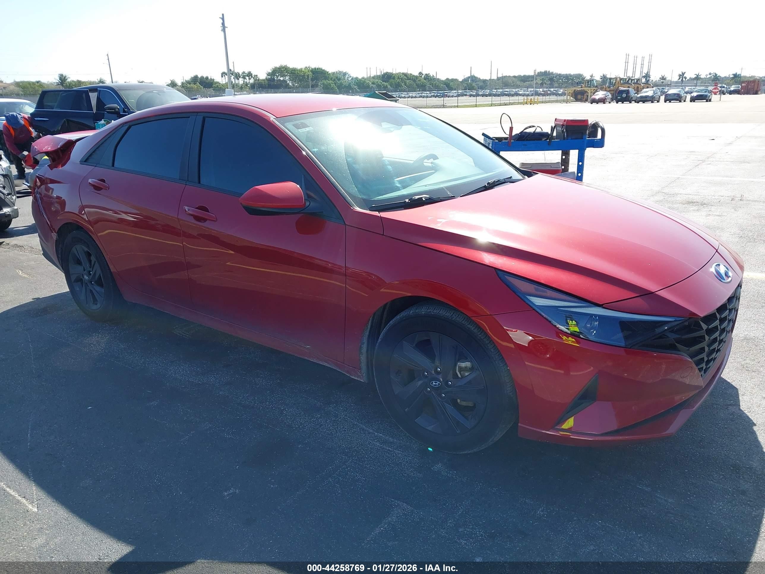 2022 Hyundai Elantra Blue, VIN KMHLM4AJ5NU024080 — Rear end
