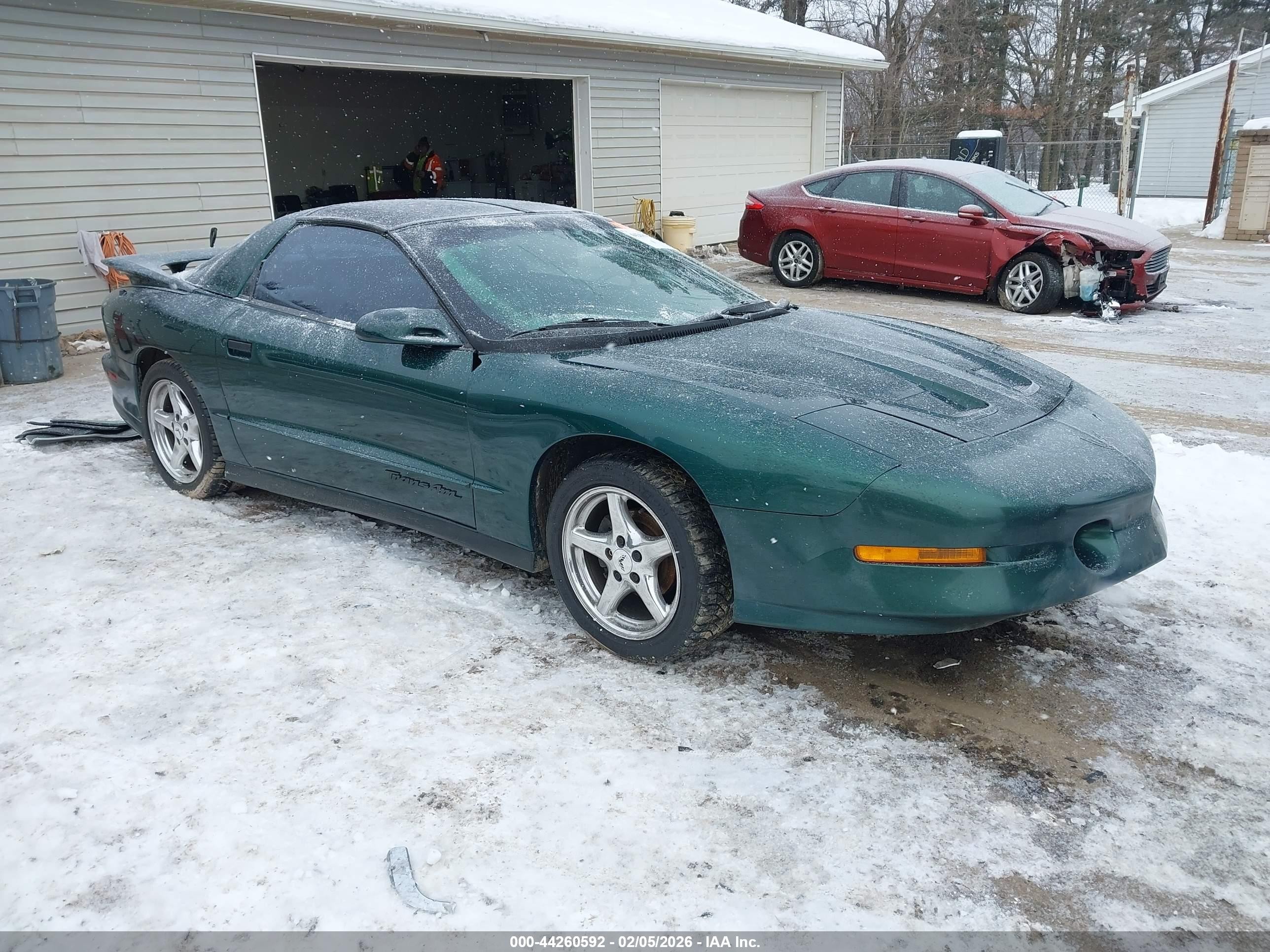 1996 Pontiac Firebird Formula, VIN 2G2FV22P5T2211817 — Rear end