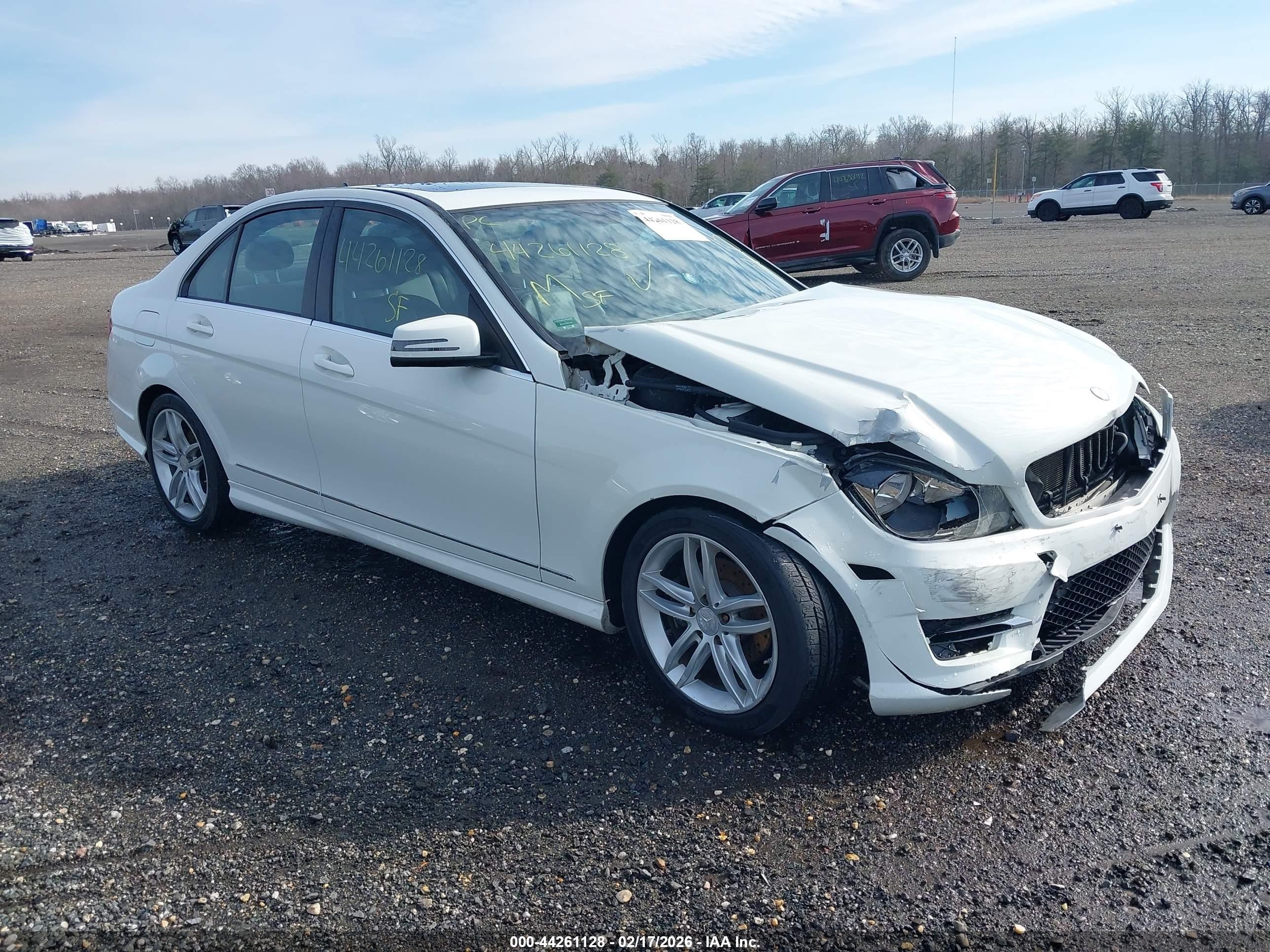2012 Mercedes-Benz C 300 Sport, VIN WDDGF8BB5CR197358 — Front end