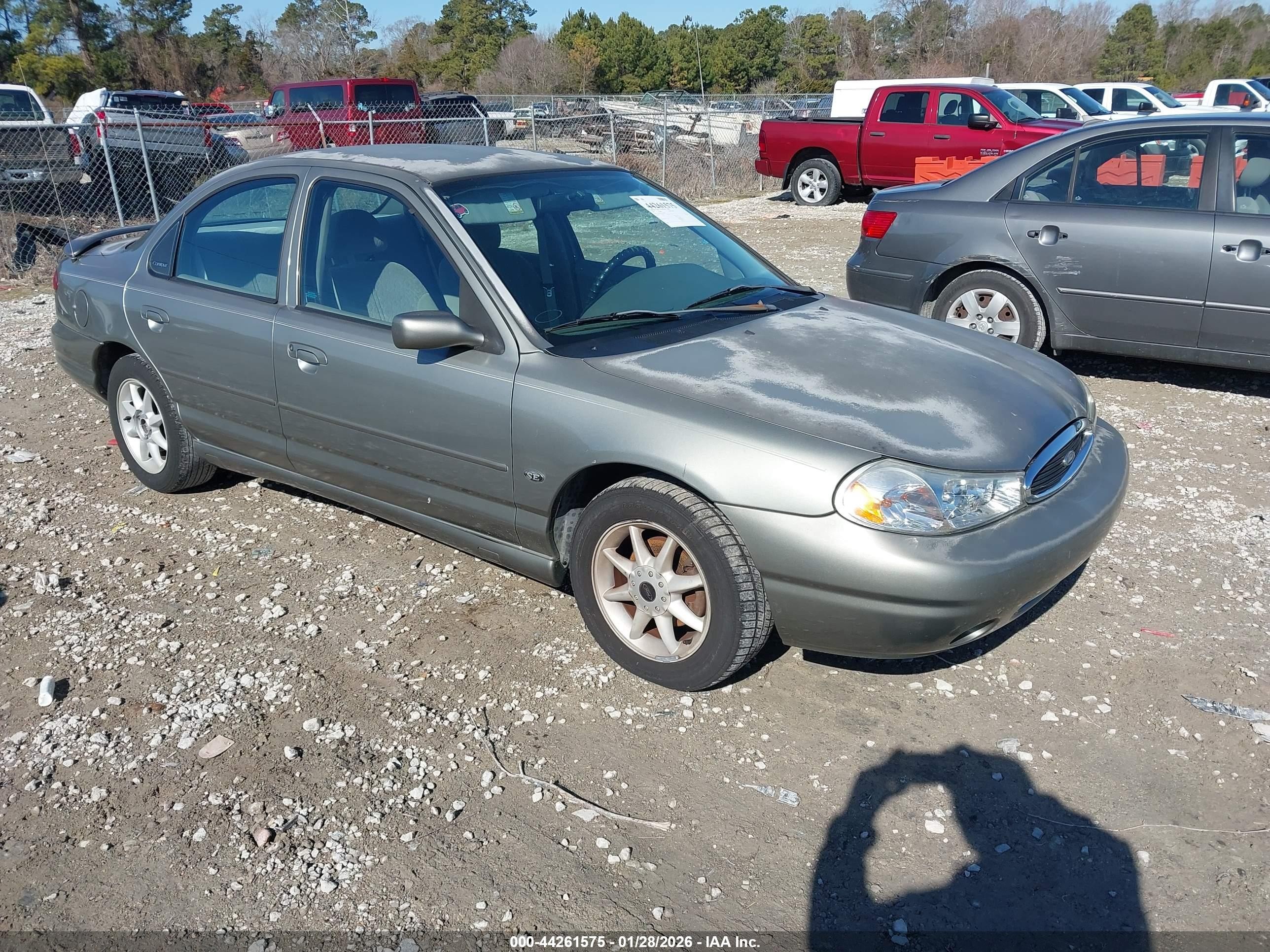 1998 Ford Contour LX, VIN 1FAFP66L4WK261998 — Rear end