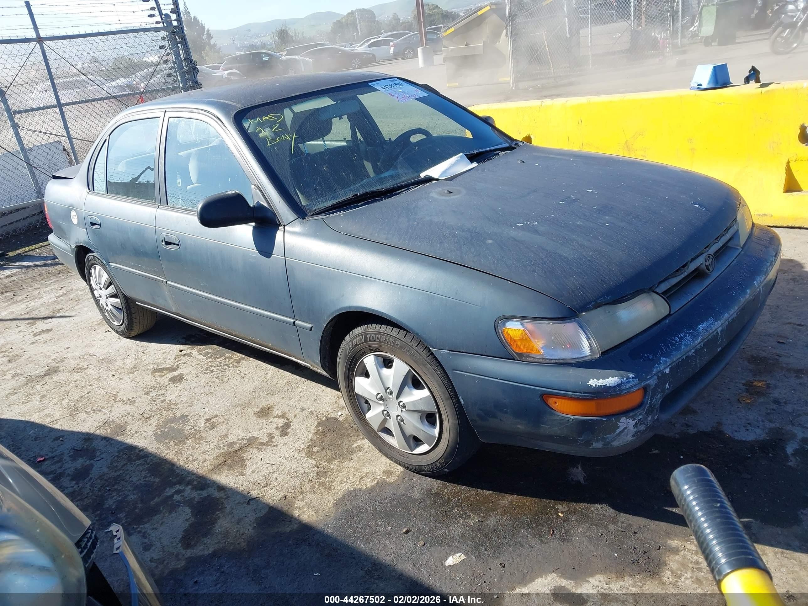 1994 Toyota Corolla Deluxe, VIN 2T1AE09B4RC064247 — Normal wear