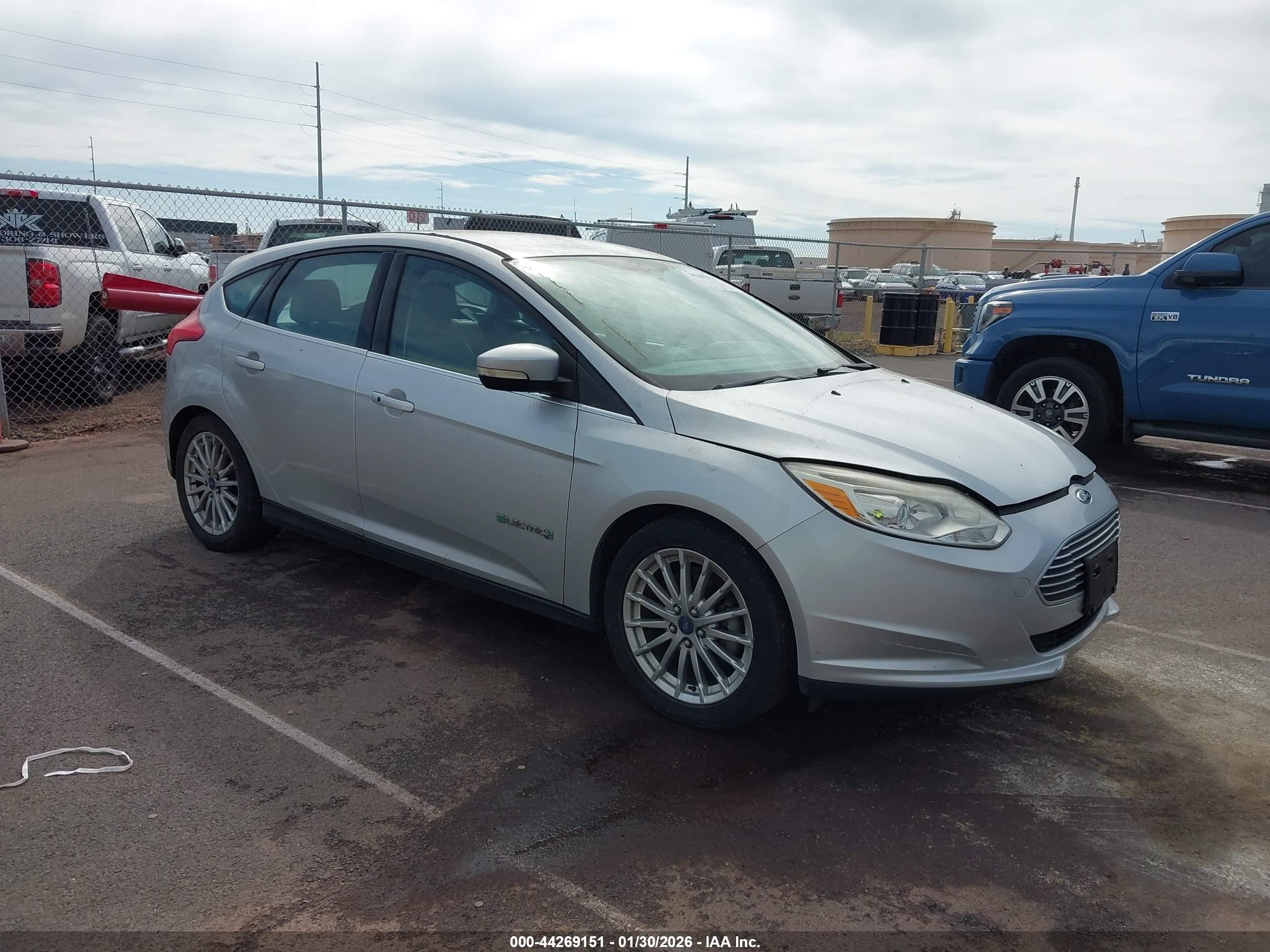 2015 Ford Focus Electric, VIN 1FADP3R41FL248968 — Normal wear