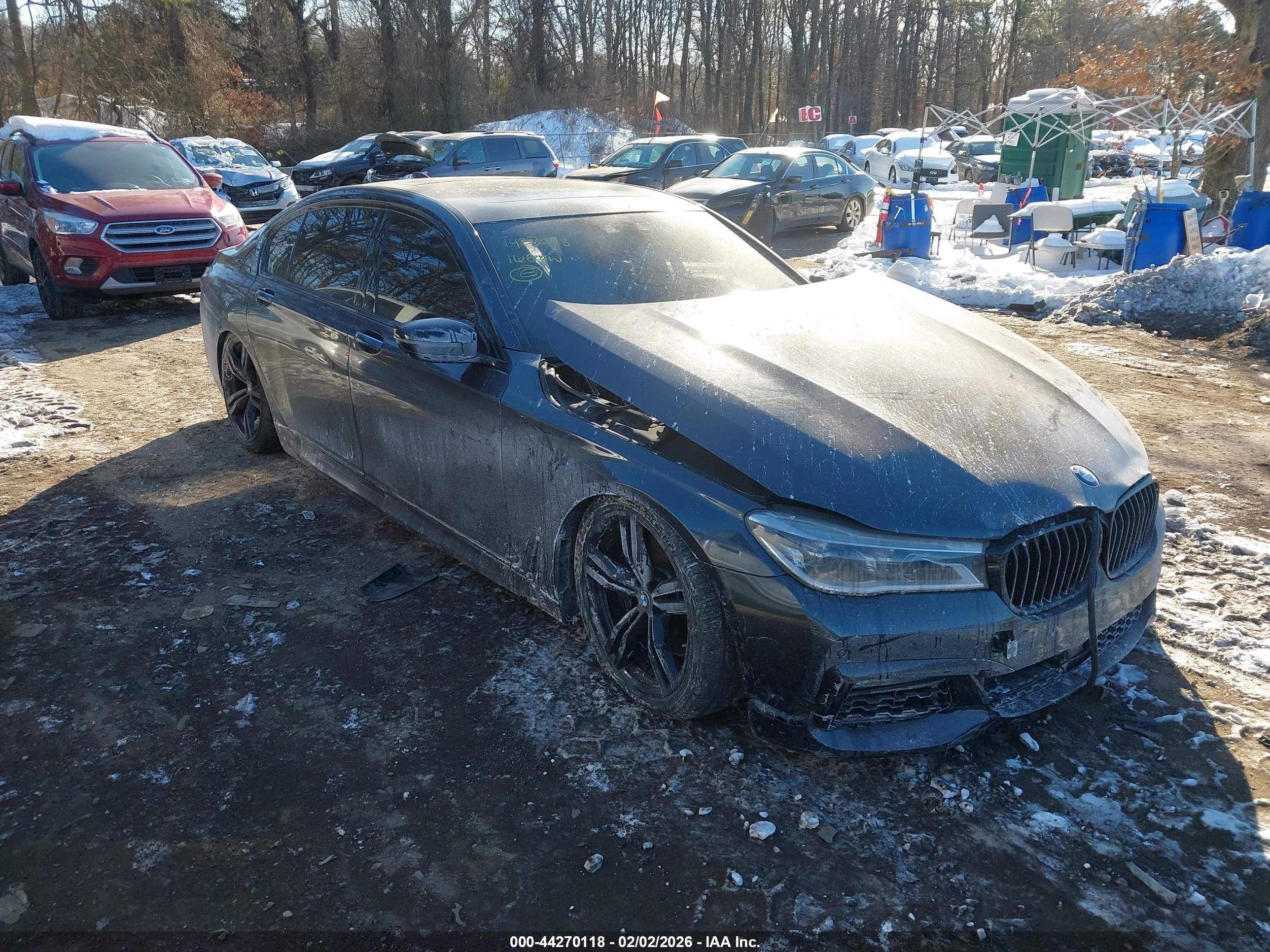 2016 BMW 7 Series 750i xDrive, VIN WBA7F2C54GG419774 — Interior fire