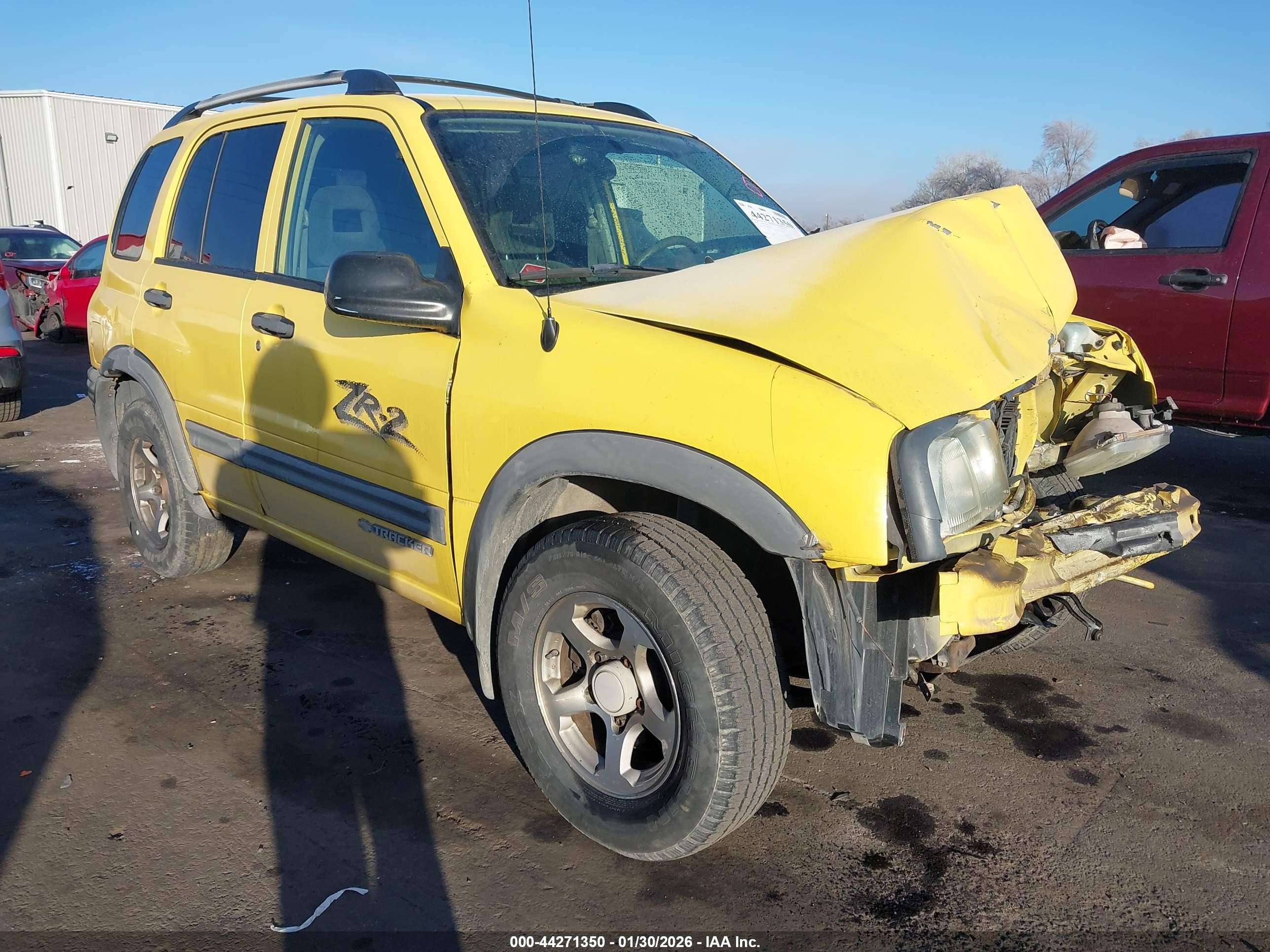 2004 Chevrolet Tracker ZR2, VIN 2CNBJ734446905704 — Front end