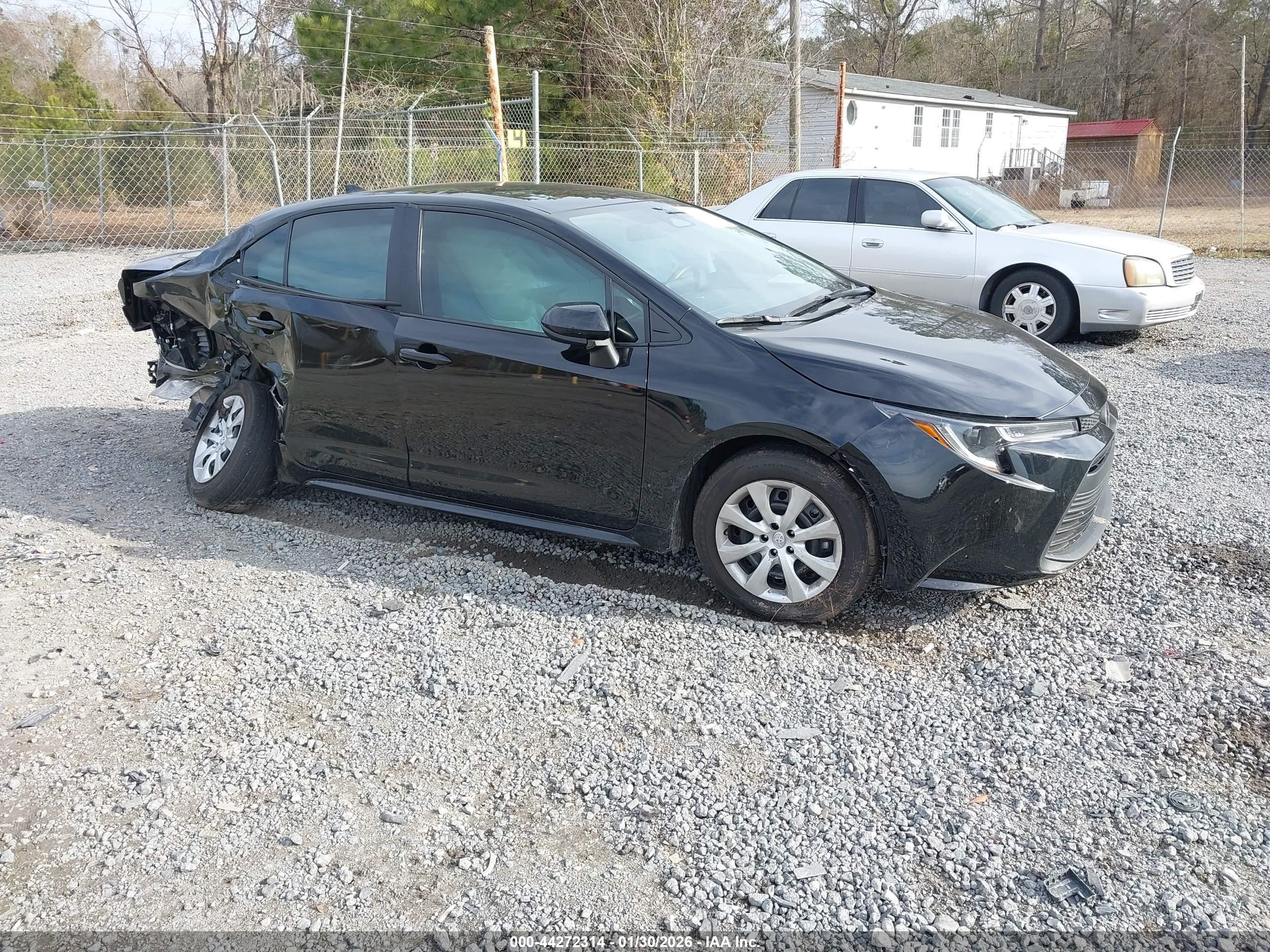 2025 Toyota Corolla LE, VIN 5YFB4MDE5SP308154 — Зад