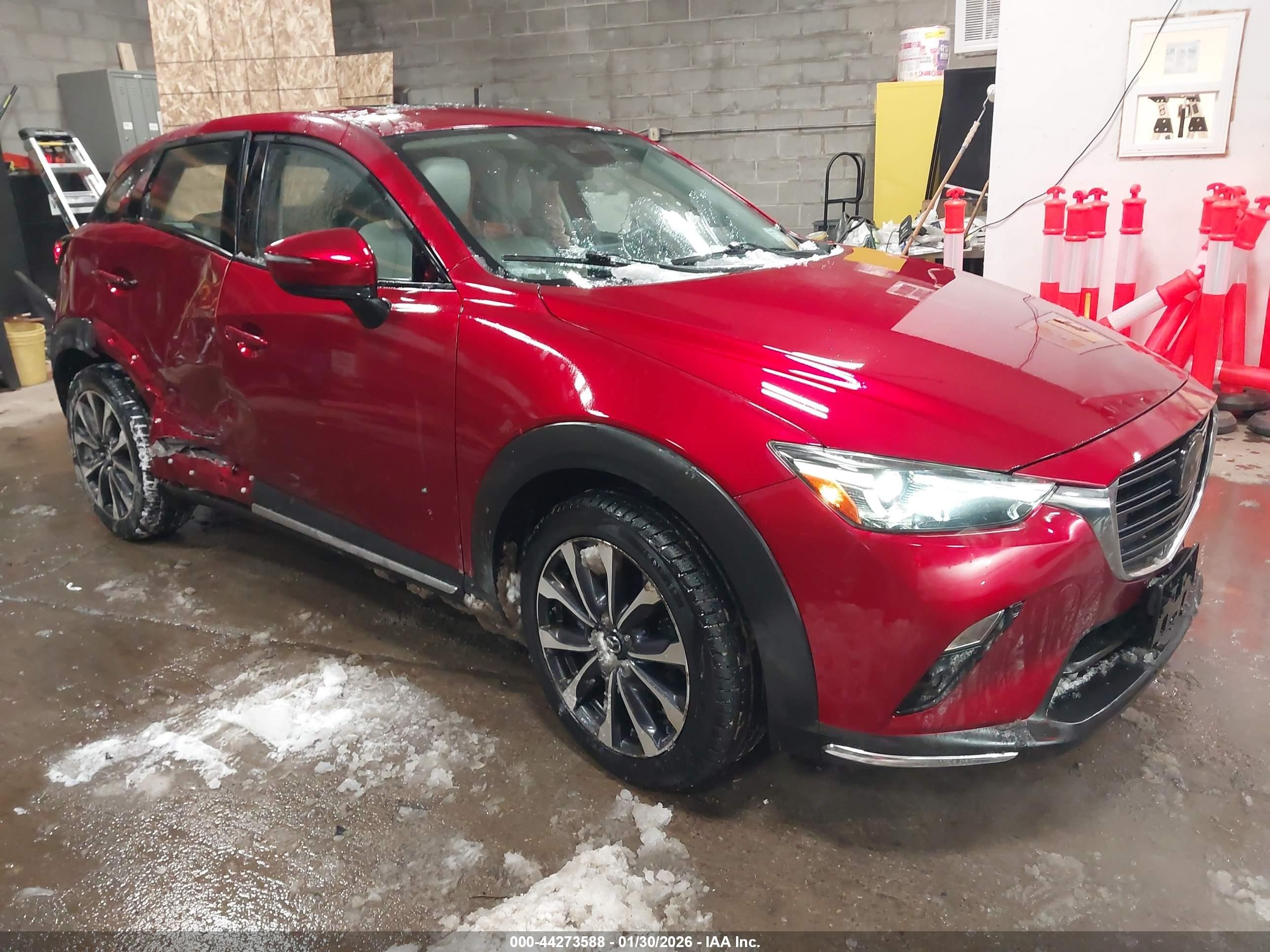 2019 Mazda CX-3 Grand Touring, VIN JM1DKFD71K1431708 — Side