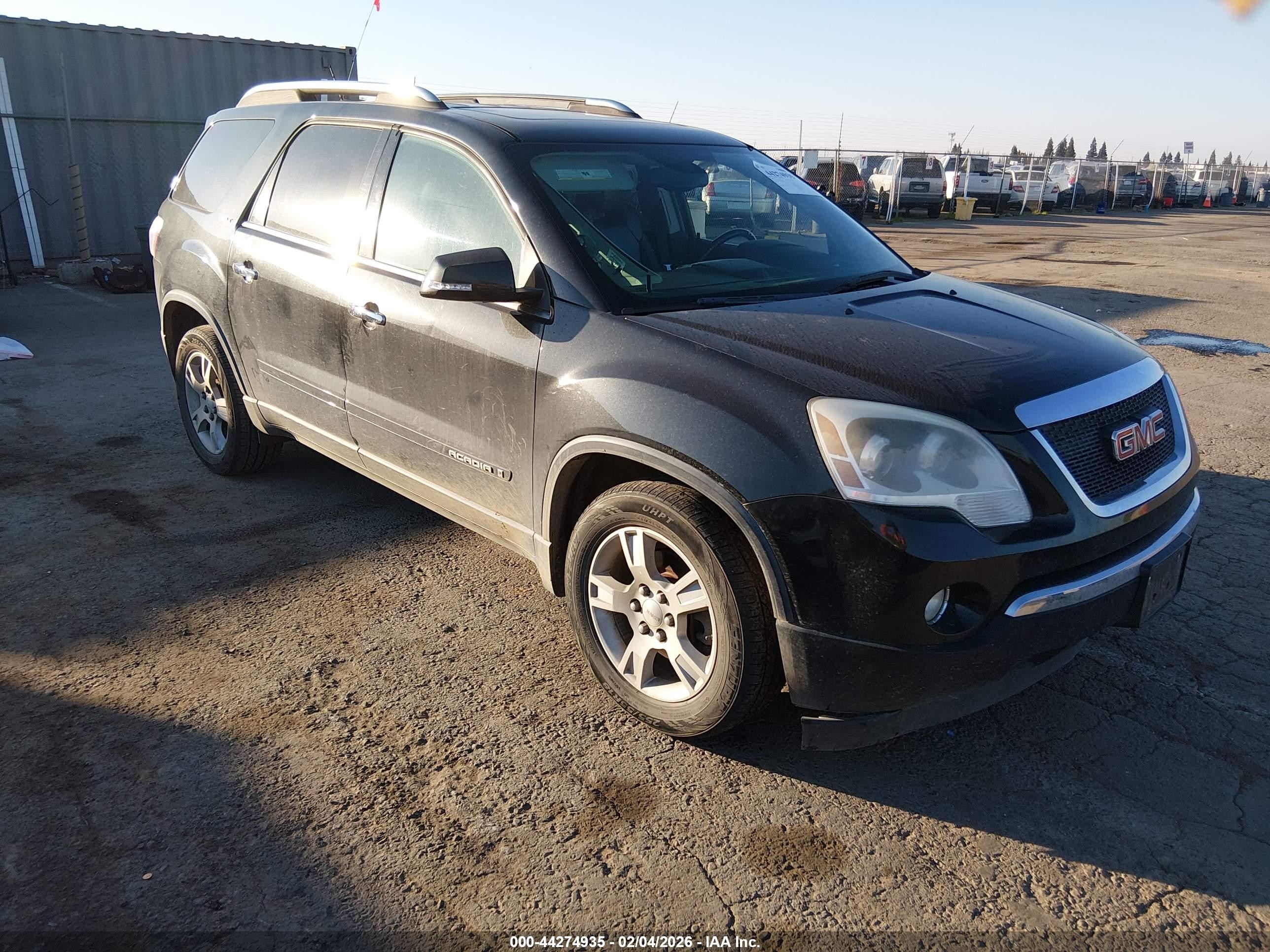 2008 GMC Acadia SLT2, VIN 1GKEV33798J209586 — Пресная вода