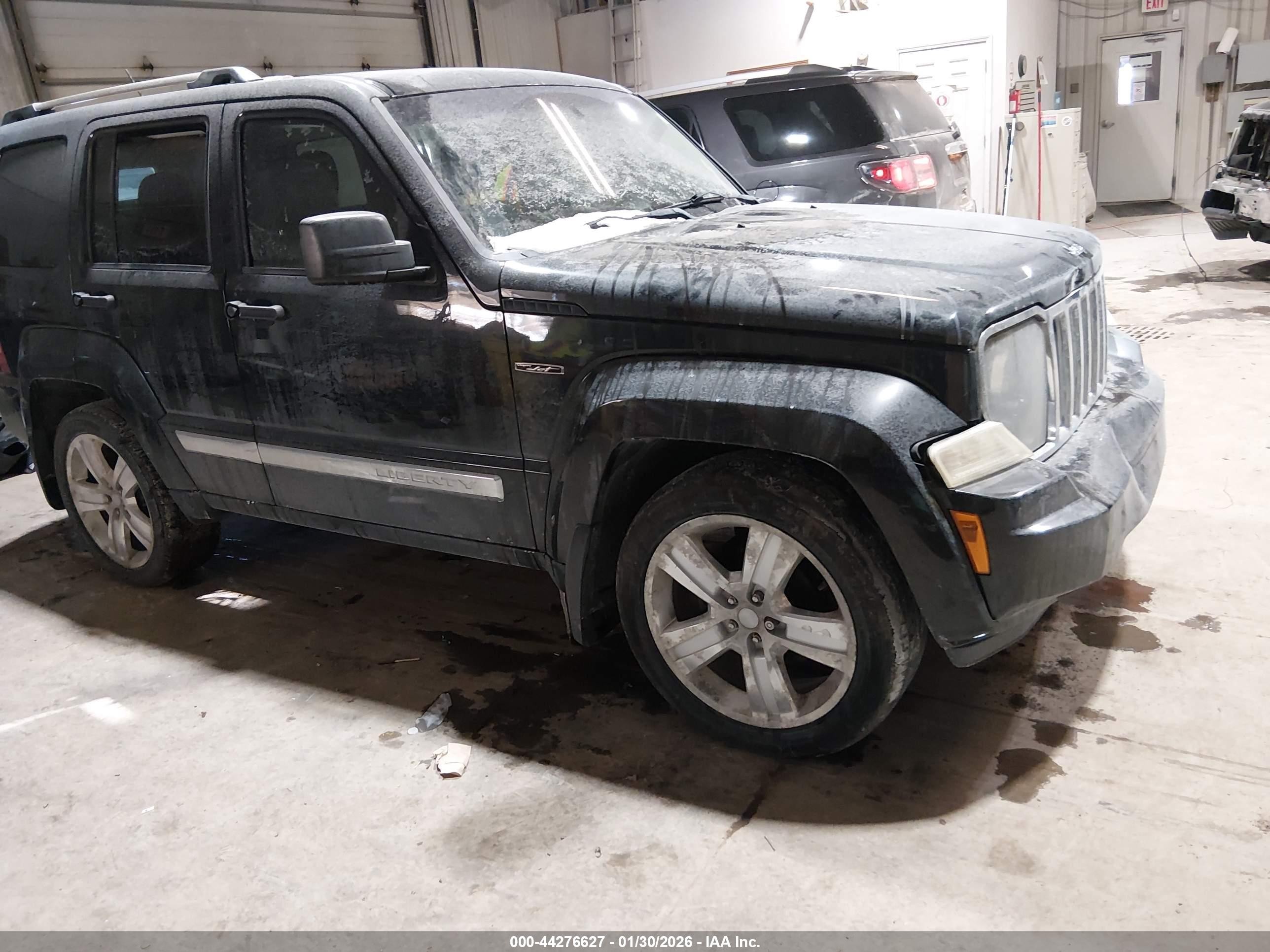 2012 Jeep Liberty Limited Jet, VIN 1C4PJMFK2CW187092 — Перед
