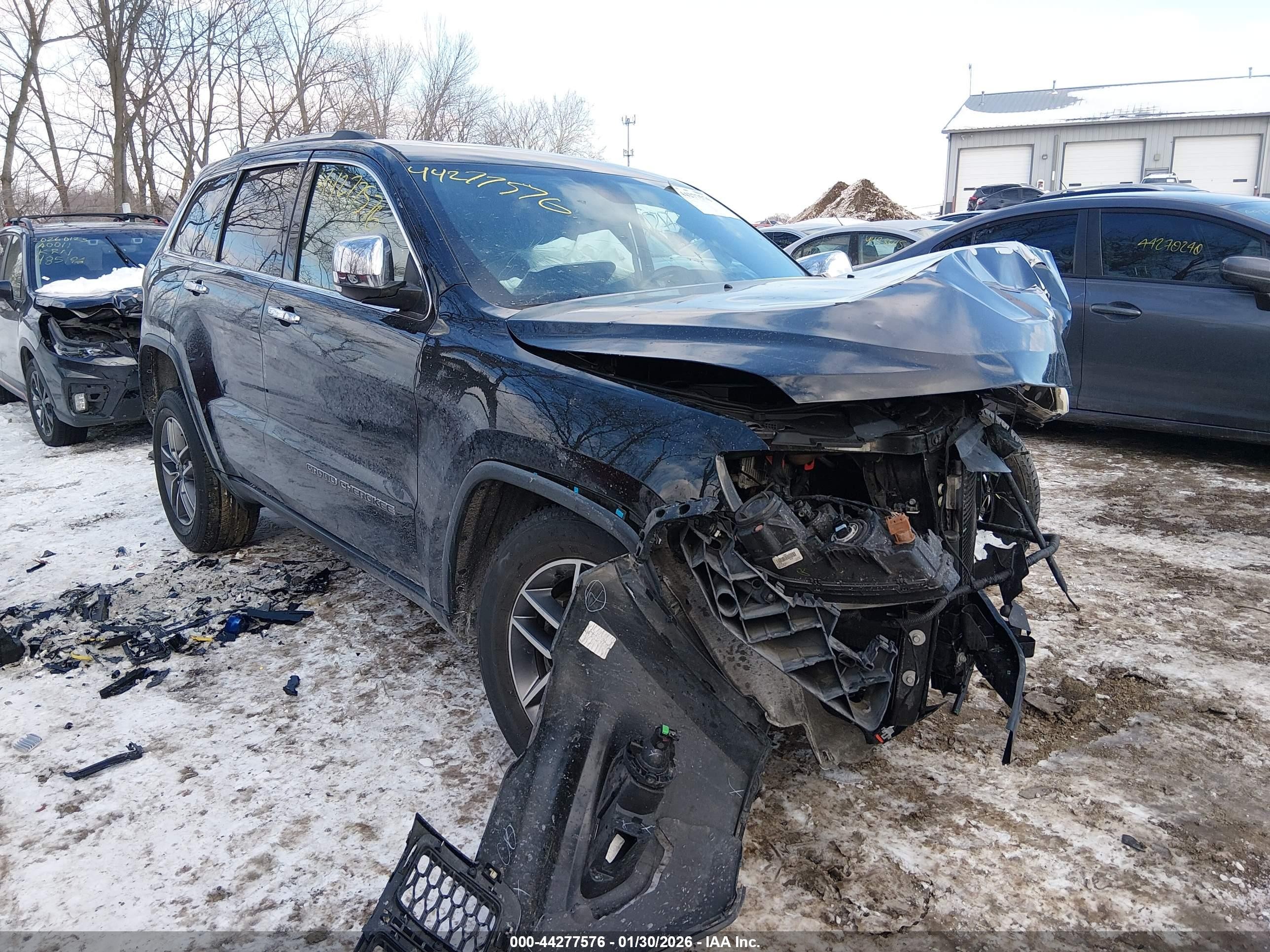 2021 Jeep Grand Cherokee Limited, VIN 1C4RJFBG6MC538207 — Front end