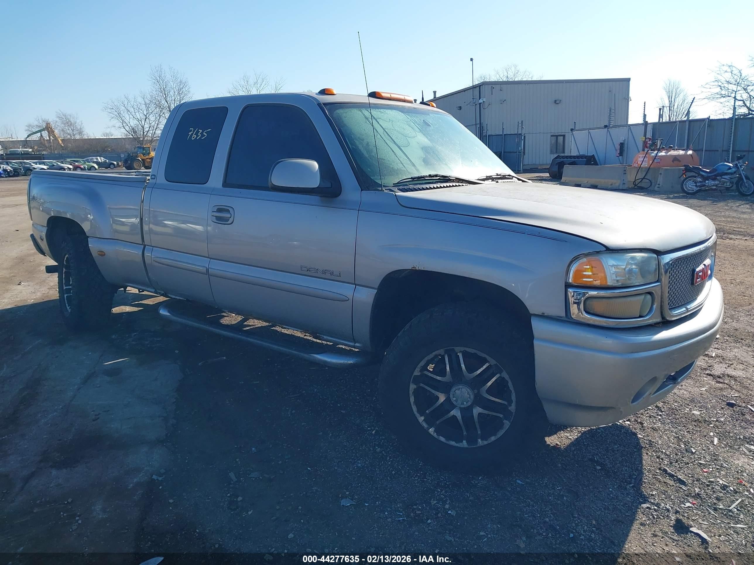 2004 GMC Sierra Denali, VIN 2GTFK69U541147132 — Electrical
