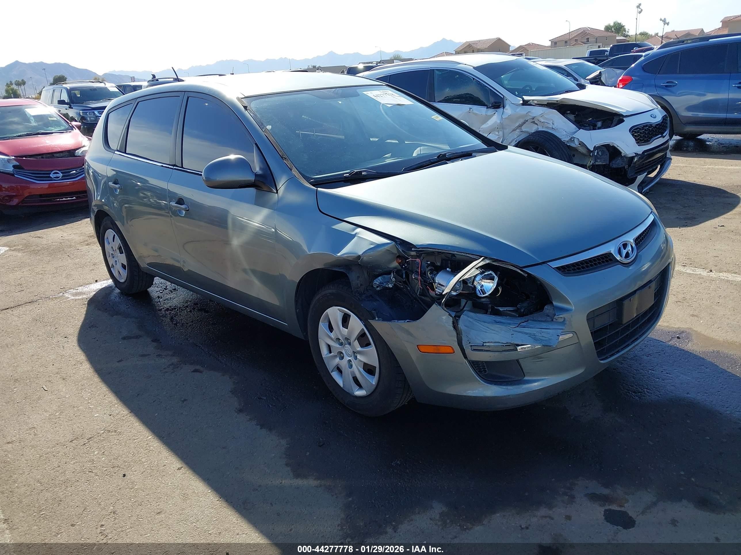 2010 Hyundai Elantra GLS, VIN KMHDB8AE6AU084528 — Front end