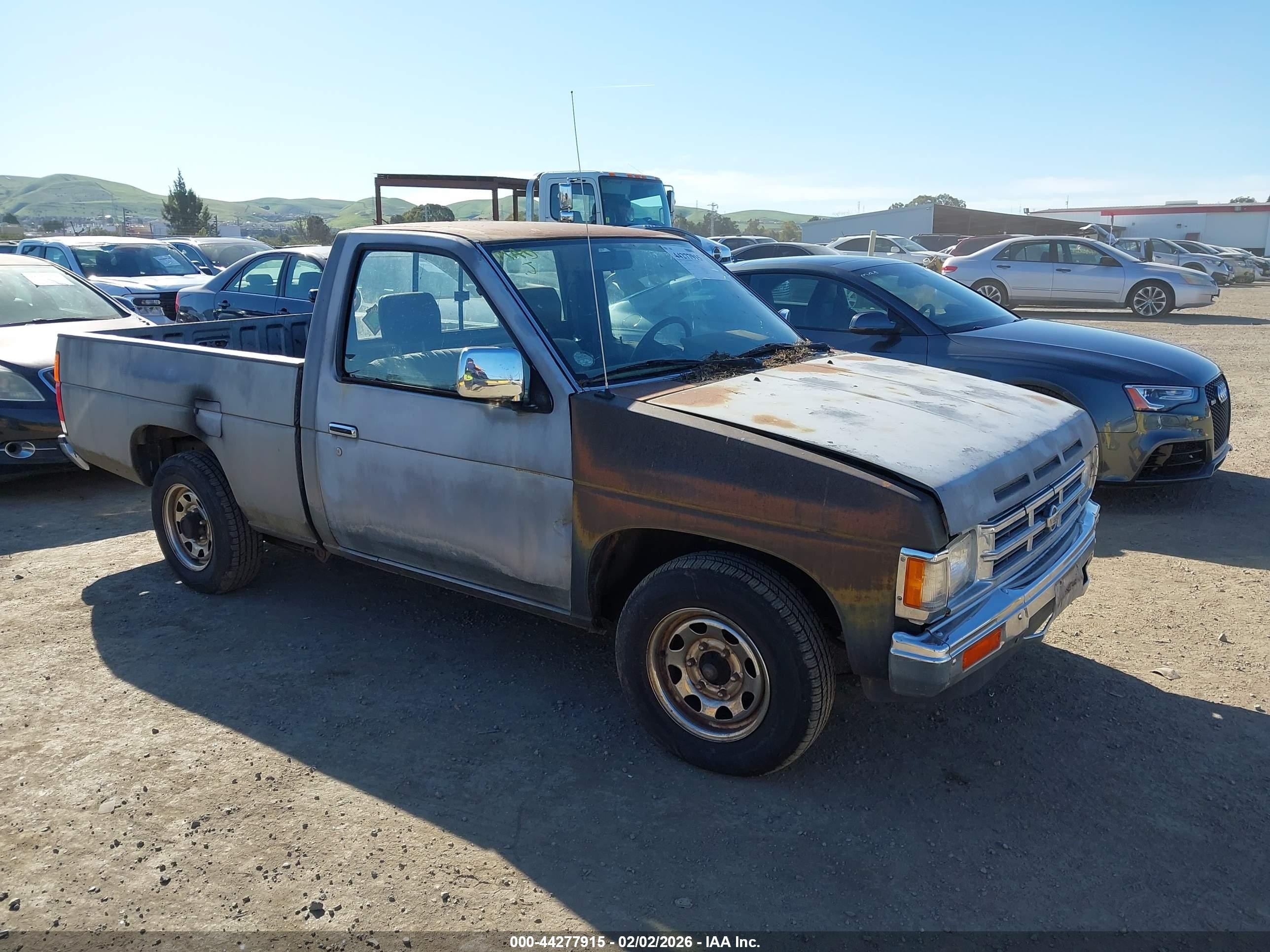 1991 Nissan Frontier XE, VIN 1N6SD11S7MC390454 — Front end