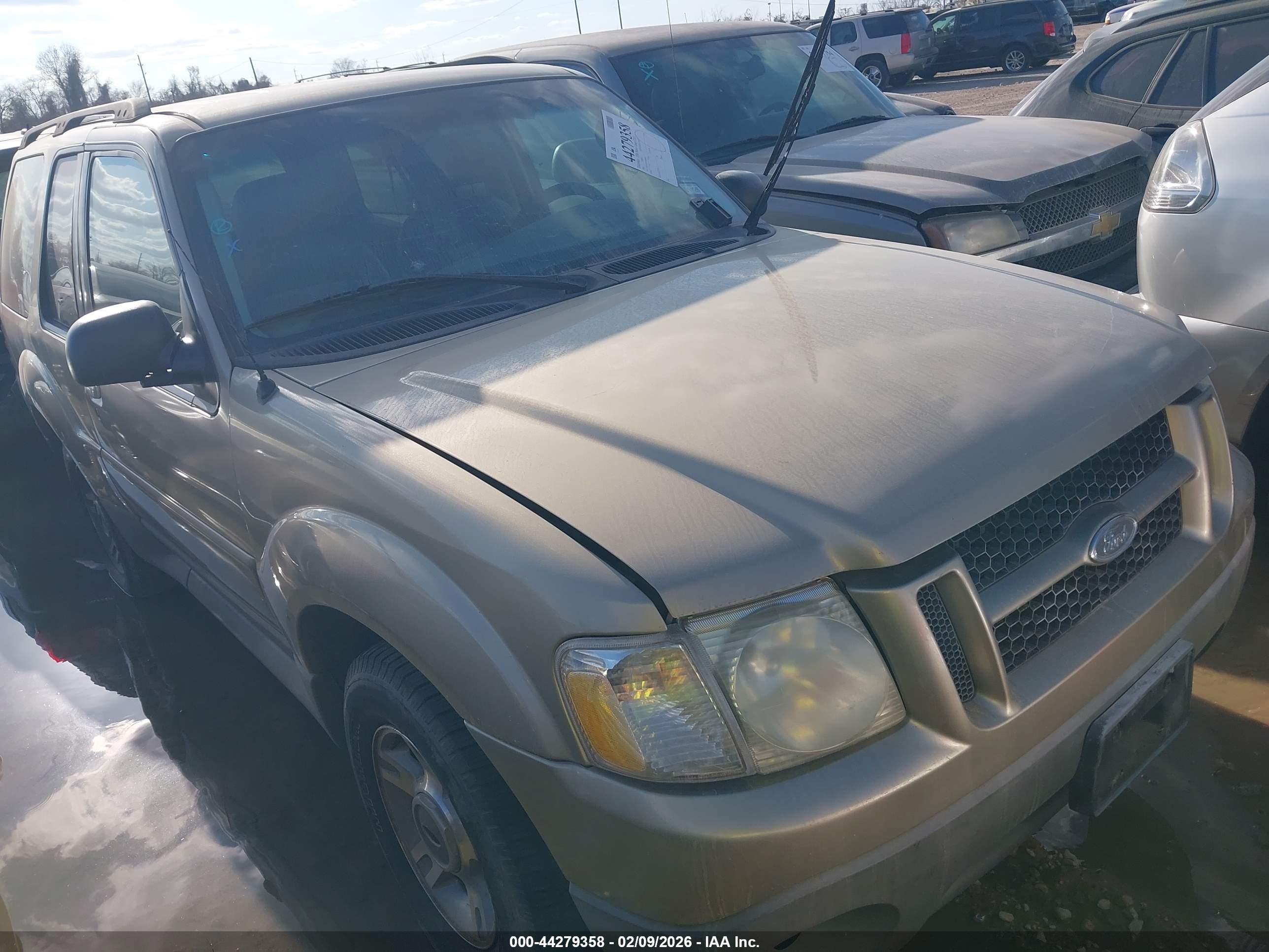 2003 Ford Explorer Sport XLS, VIN 1FMYU60E73UB89082 — Normal wear