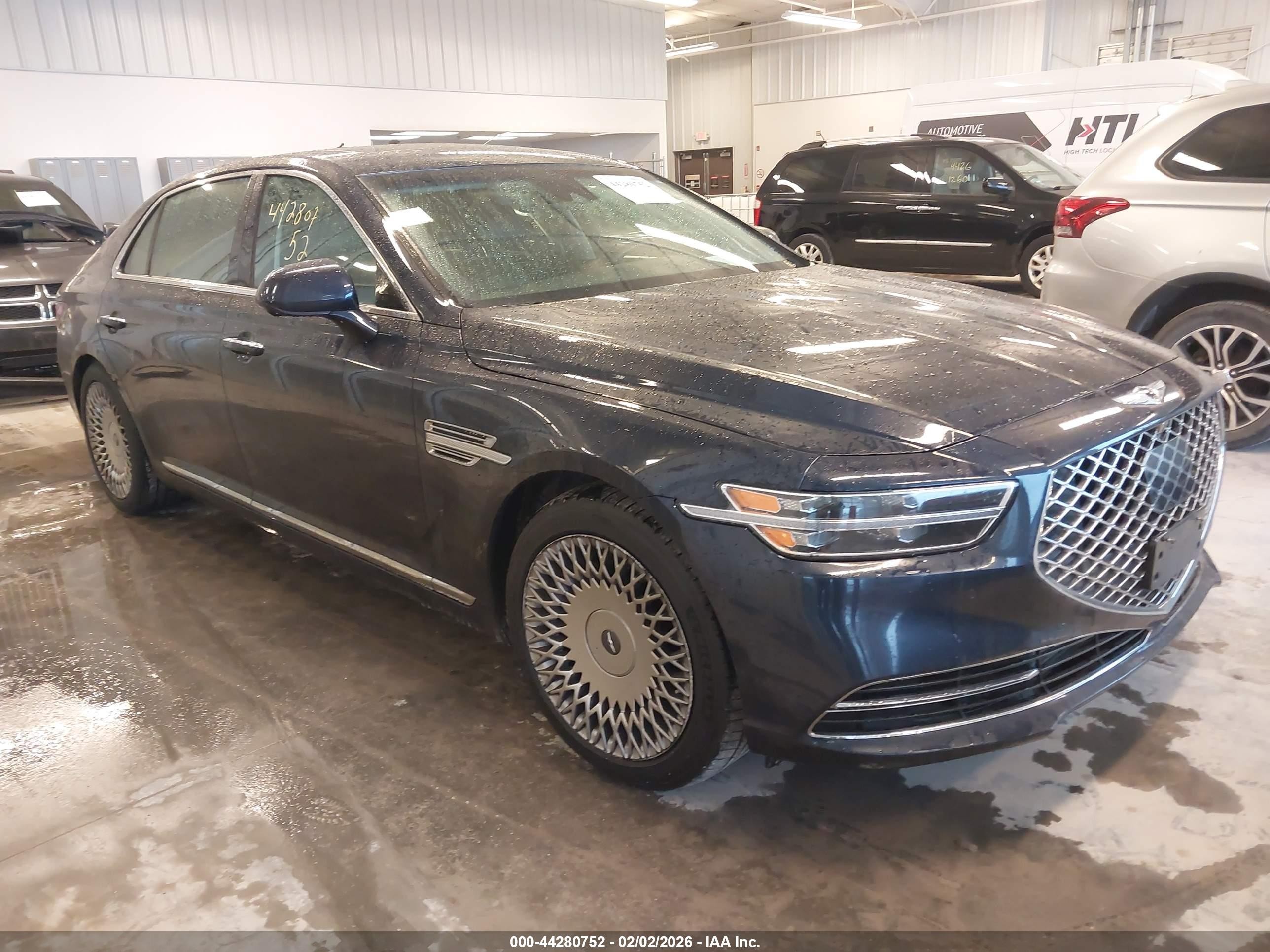 2020 Genesis G90 Premium, VIN KMTF34PA4LU075631 — Обычный износ