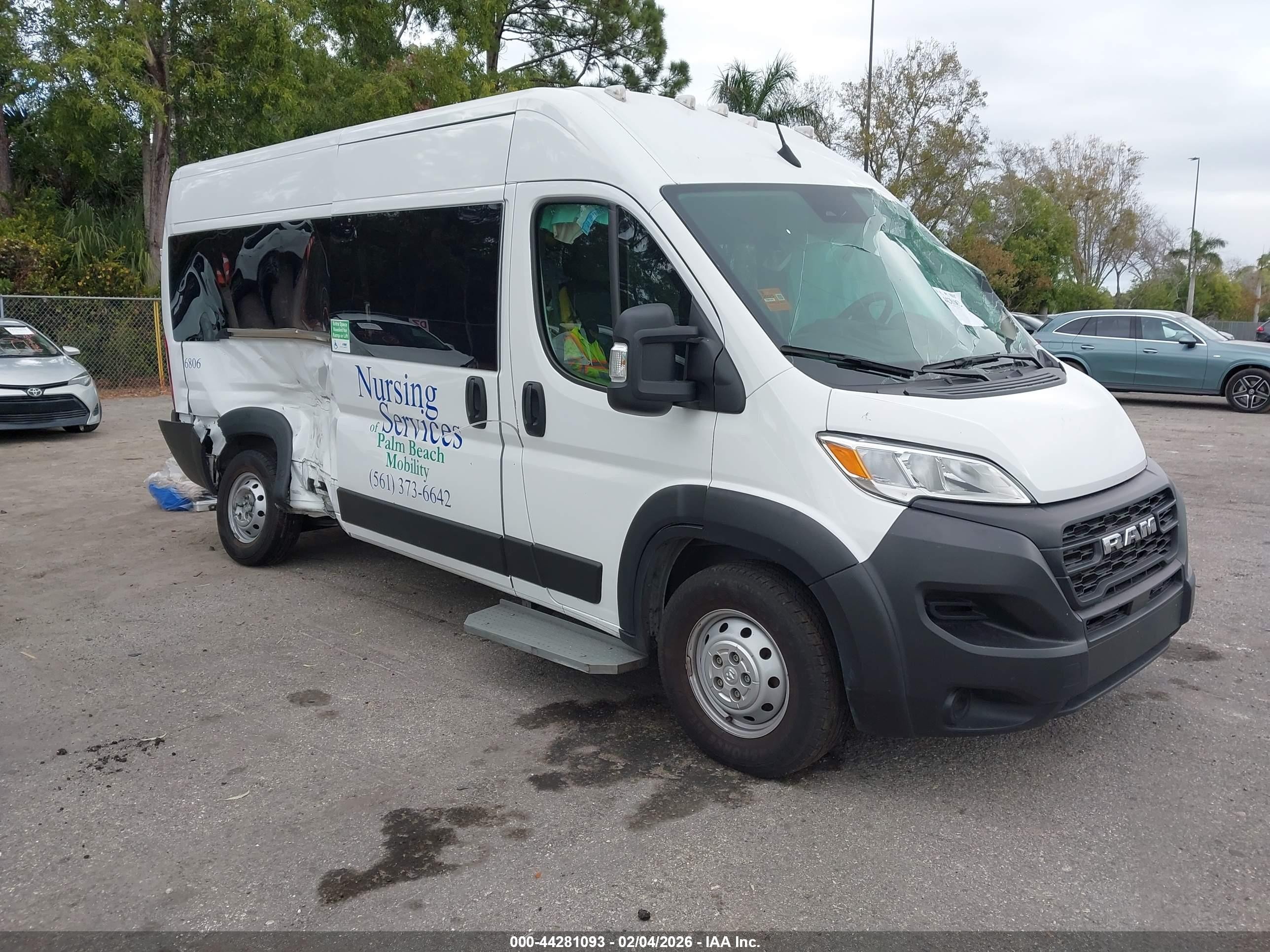 2023 Ram ProMaster Window Van, VIN 3C6LRVPG3PE589427 — Side