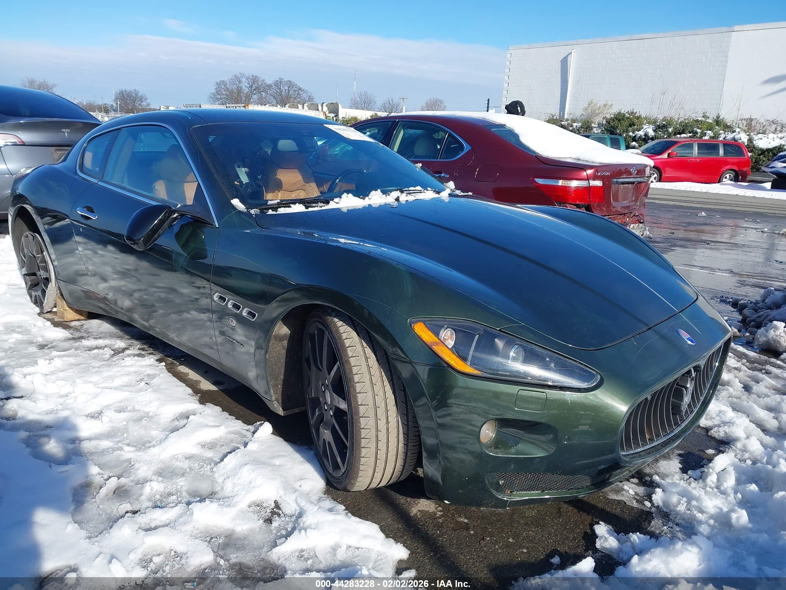 2009 Maserati GranTurismo S, VIN ZAMKL45A290048617 — Side