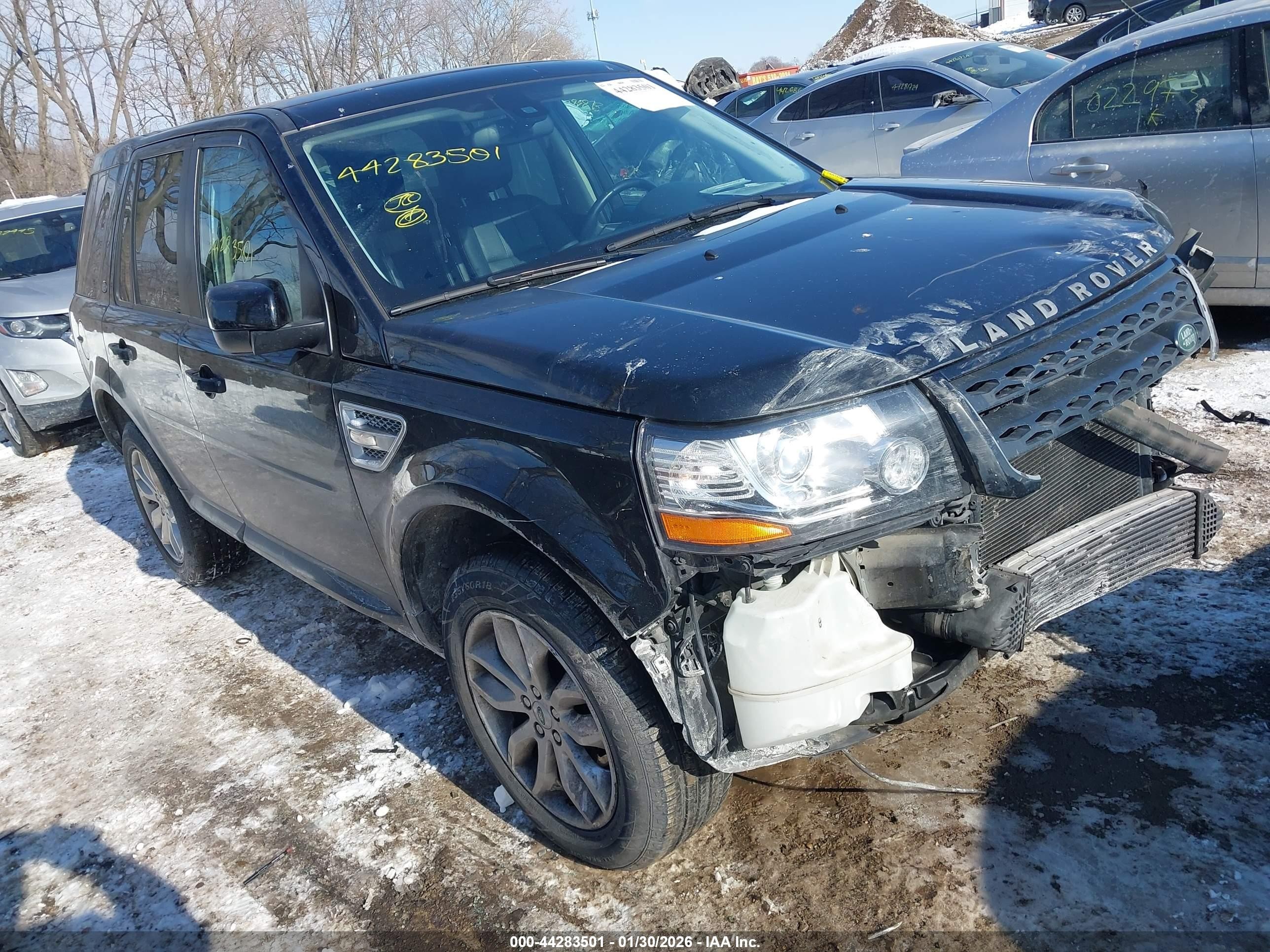 2013 Land Rover LR2, VIN SALFR2BG0DH351173 — Front end