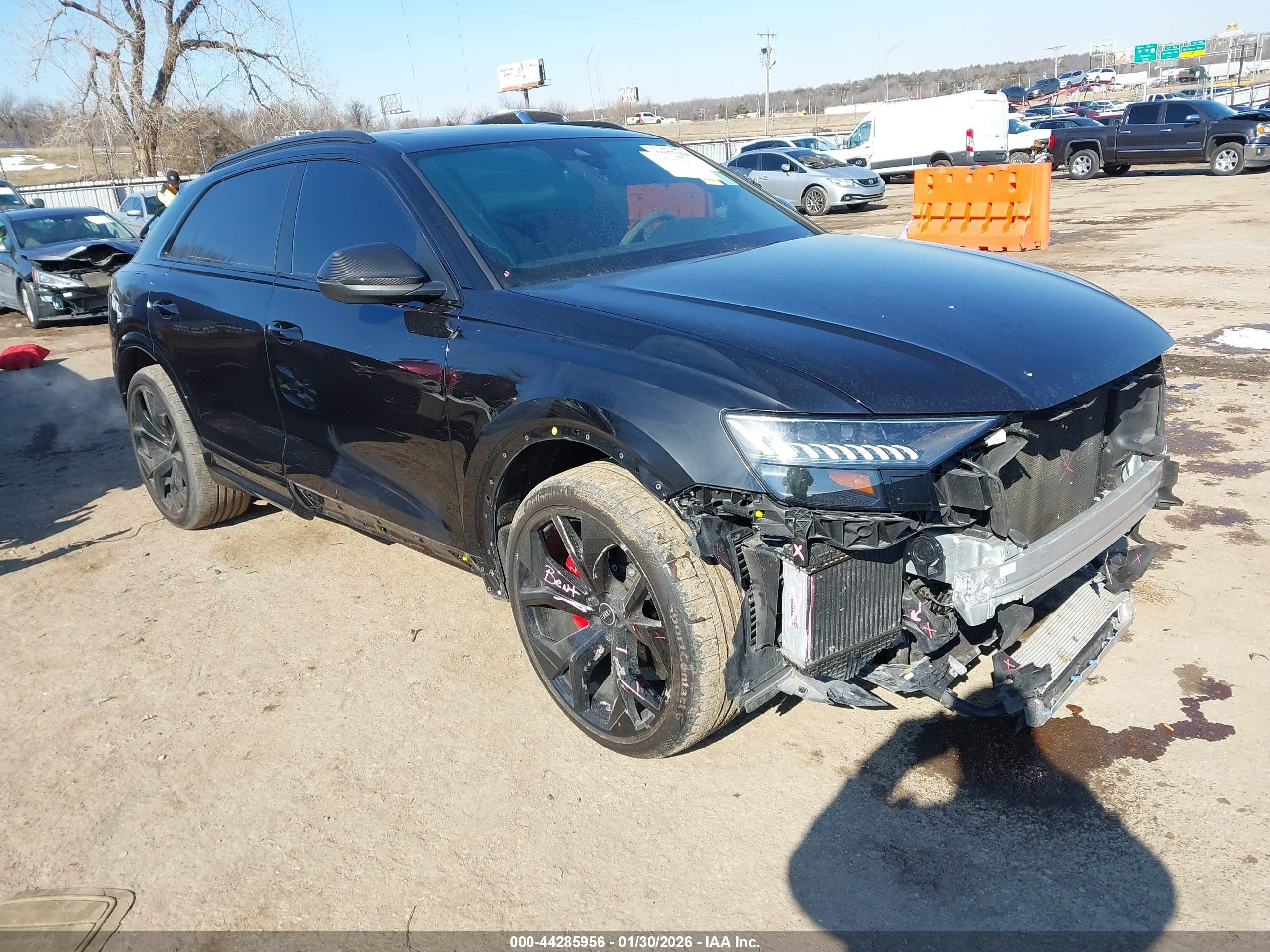 2021 Audi RS Q8, VIN WU1ARAF18MD017596 — Front end
